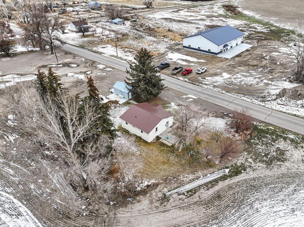 1408 S 600 W, Oakley, Idaho 83346, 2 Bedrooms, 1 Bathroom, Residential For Sale, Price $255,000,MLS 98971658