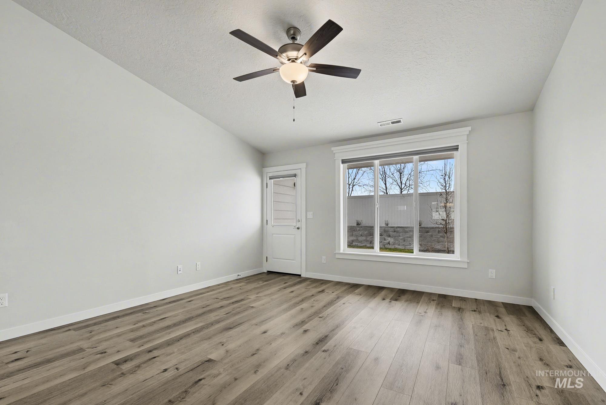 3367 15Th Ave, Meridian, Idaho 83646, 3 Bedrooms, 2 Bathrooms, Residential For Sale, Price $419,900,MLS 98971660