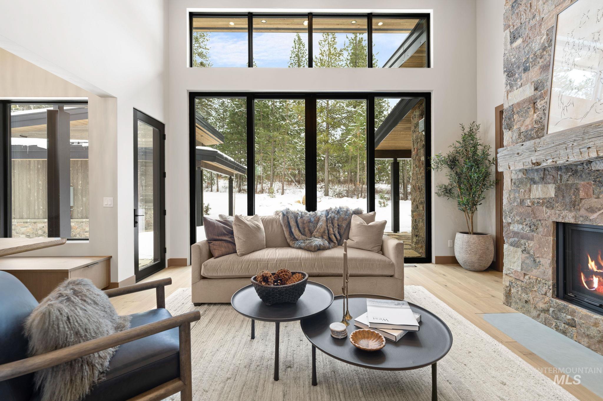 1201 S Samson Trail, McCall, Idaho 83638, 3 Bedrooms, 3 Bathrooms, Residential For Sale, Price $2,100,000,MLS 98971664