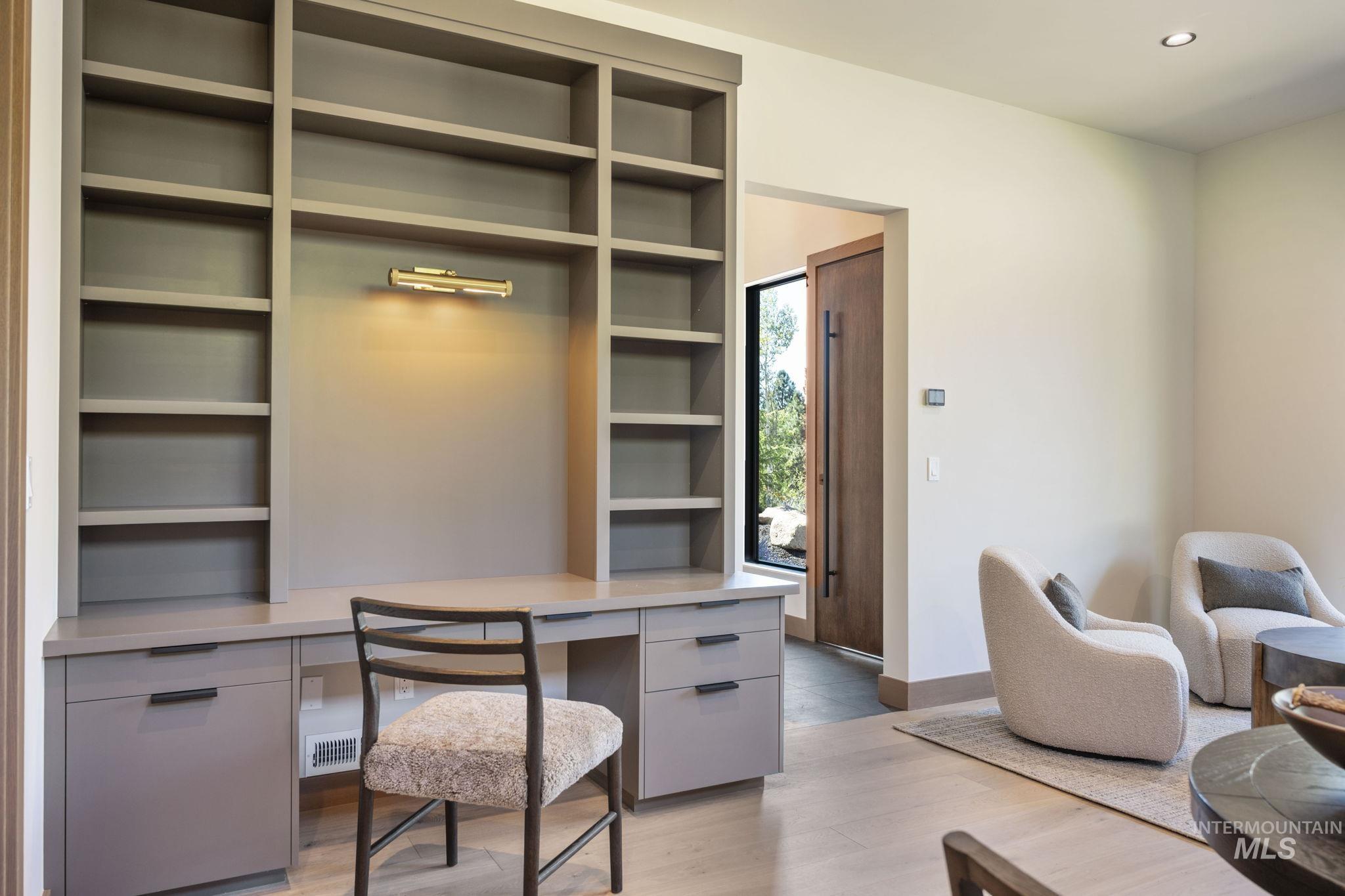 1201 S Samson Trail, McCall, Idaho 83638, 3 Bedrooms, 3 Bathrooms, Residential For Sale, Price $2,100,000,MLS 98971664