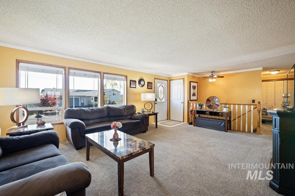 3828 15th, Lewiston, Idaho 83501, 4 Bedrooms, 2 Bathrooms, Residential For Sale, Price $483,500,MLS 98971667