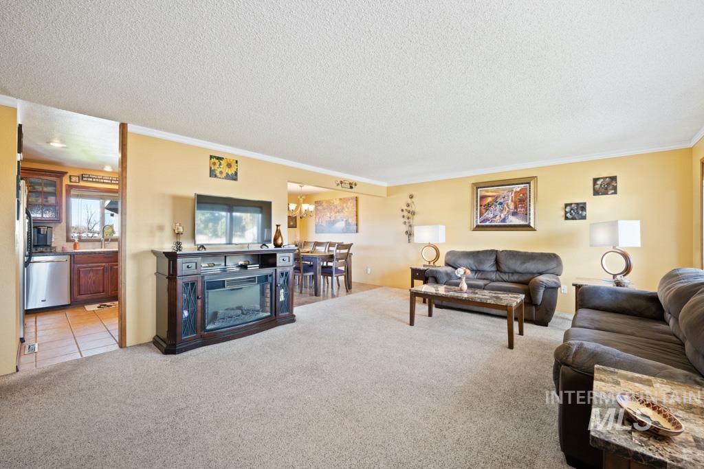 3828 15th, Lewiston, Idaho 83501, 4 Bedrooms, 2 Bathrooms, Residential For Sale, Price $483,500,MLS 98971667