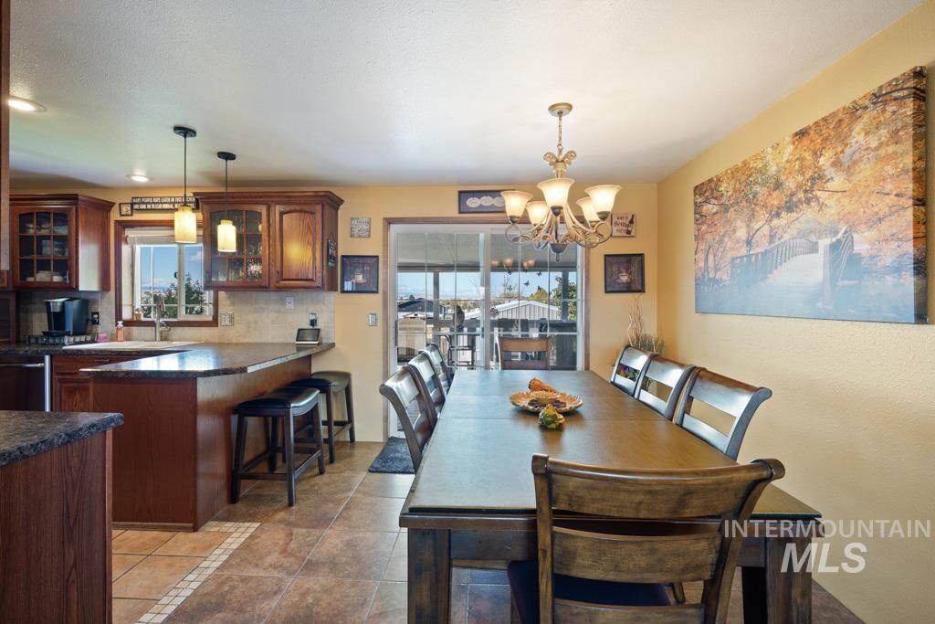 3828 15th, Lewiston, Idaho 83501, 4 Bedrooms, 2 Bathrooms, Residential For Sale, Price $483,500,MLS 98971667