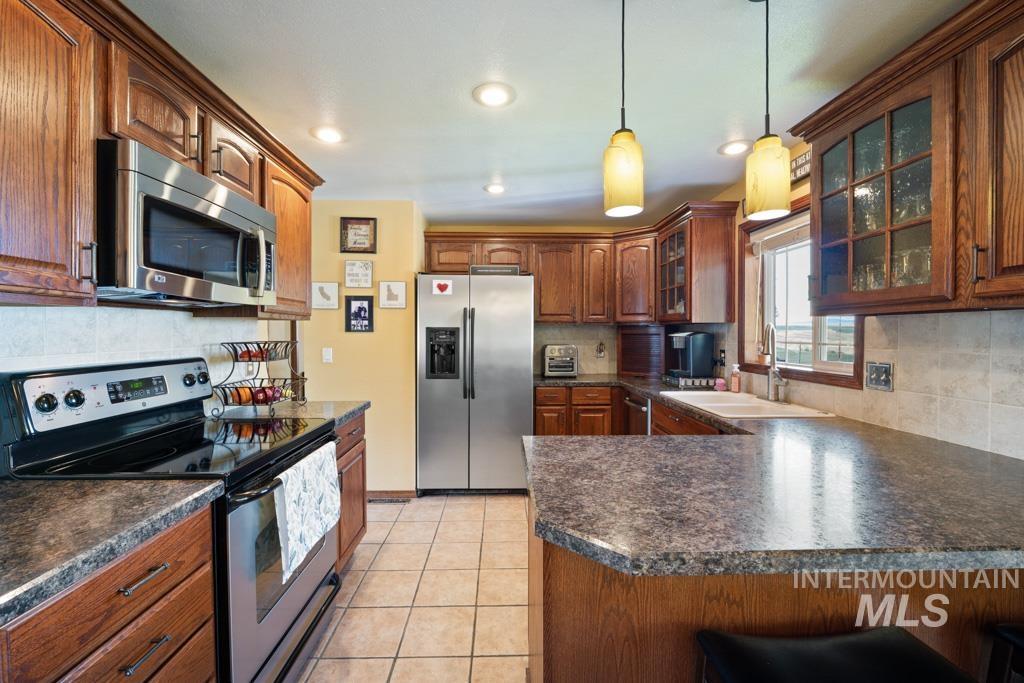 3828 15th, Lewiston, Idaho 83501, 4 Bedrooms, 2 Bathrooms, Residential For Sale, Price $483,500,MLS 98971667