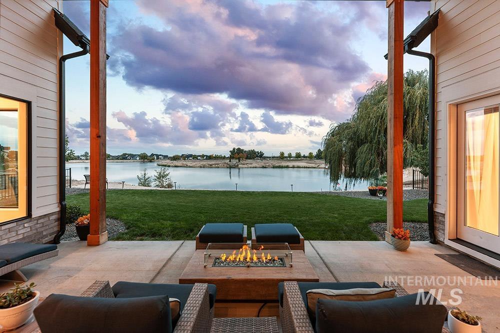 6284 Salmon Falls, Star, Idaho 83669, 4 Bedrooms, 3 Bathrooms, Residential For Sale, Price $1,475,000,MLS 98971668