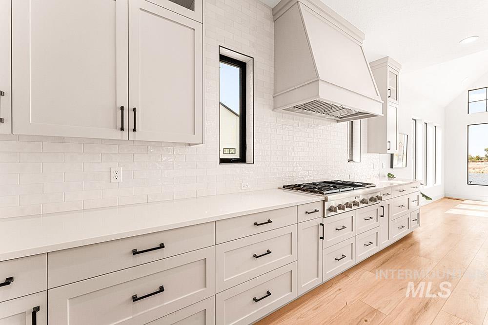 6284 Salmon Falls, Star, Idaho 83669, 4 Bedrooms, 3 Bathrooms, Residential For Sale, Price $1,475,000,MLS 98971668