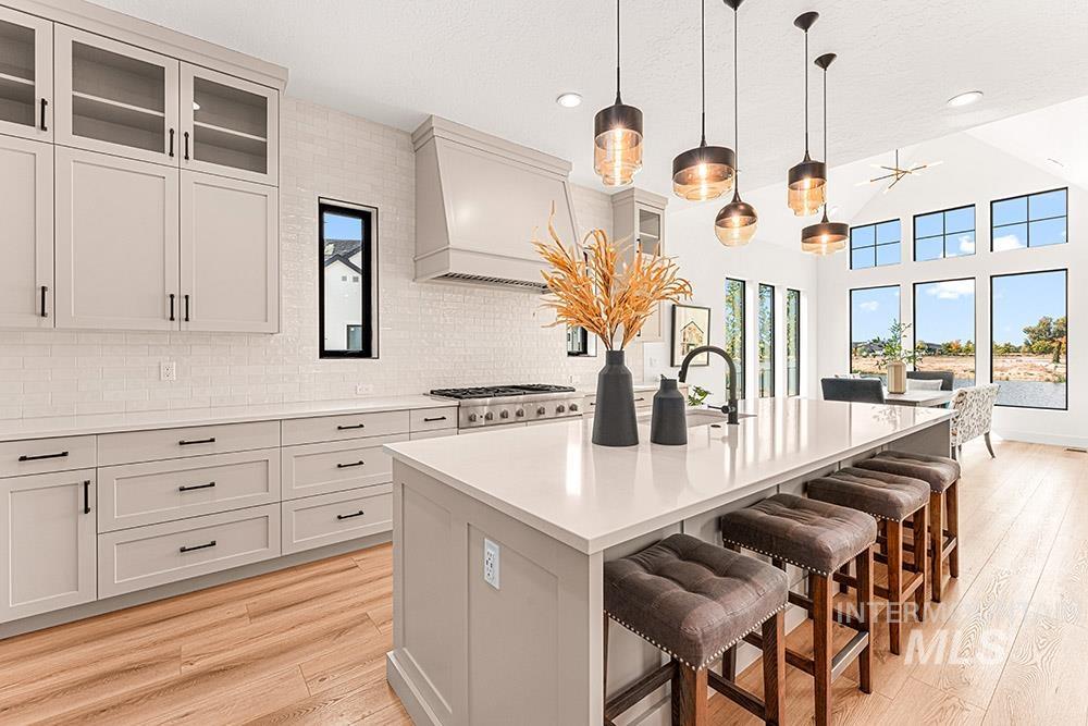 6284 Salmon Falls, Star, Idaho 83669, 4 Bedrooms, 3 Bathrooms, Residential For Sale, Price $1,475,000,MLS 98971668