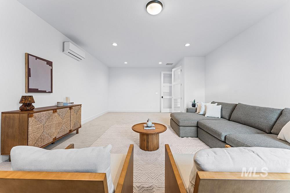 6284 Salmon Falls, Star, Idaho 83669, 4 Bedrooms, 3 Bathrooms, Residential For Sale, Price $1,475,000,MLS 98971668