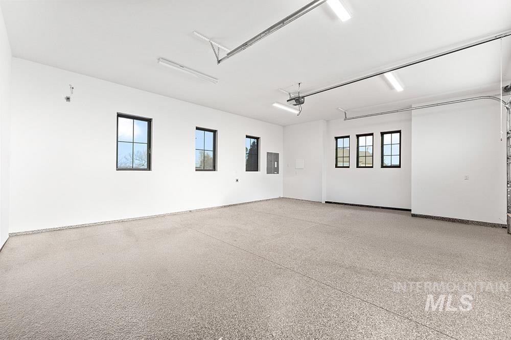 6284 Salmon Falls, Star, Idaho 83669, 4 Bedrooms, 3 Bathrooms, Residential For Sale, Price $1,475,000,MLS 98971668