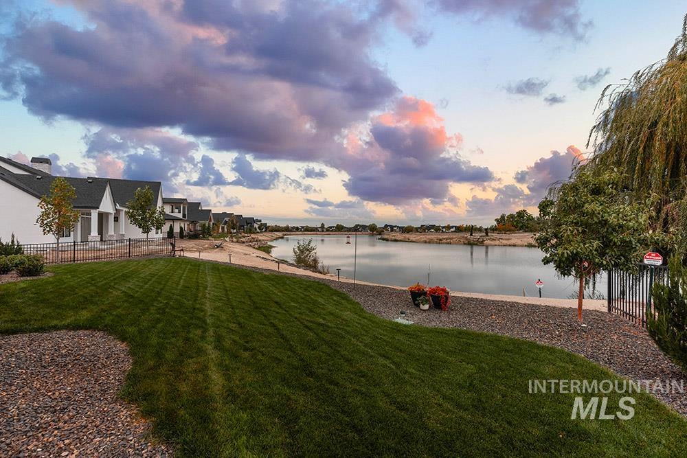 6284 Salmon Falls, Star, Idaho 83669, 4 Bedrooms, 3 Bathrooms, Residential For Sale, Price $1,475,000,MLS 98971668