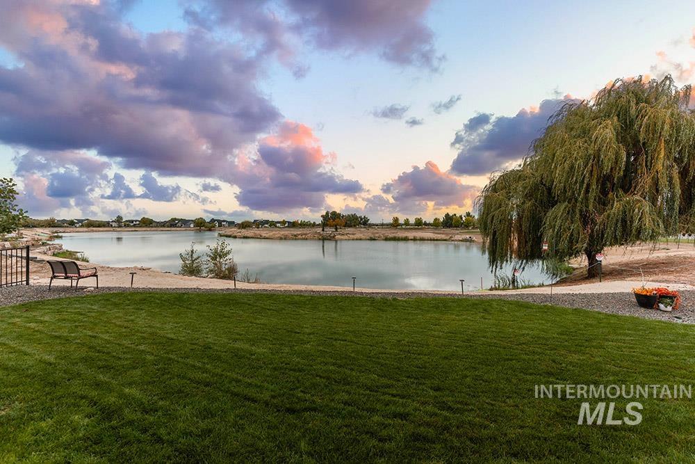 6284 Salmon Falls, Star, Idaho 83669, 4 Bedrooms, 3 Bathrooms, Residential For Sale, Price $1,475,000,MLS 98971668