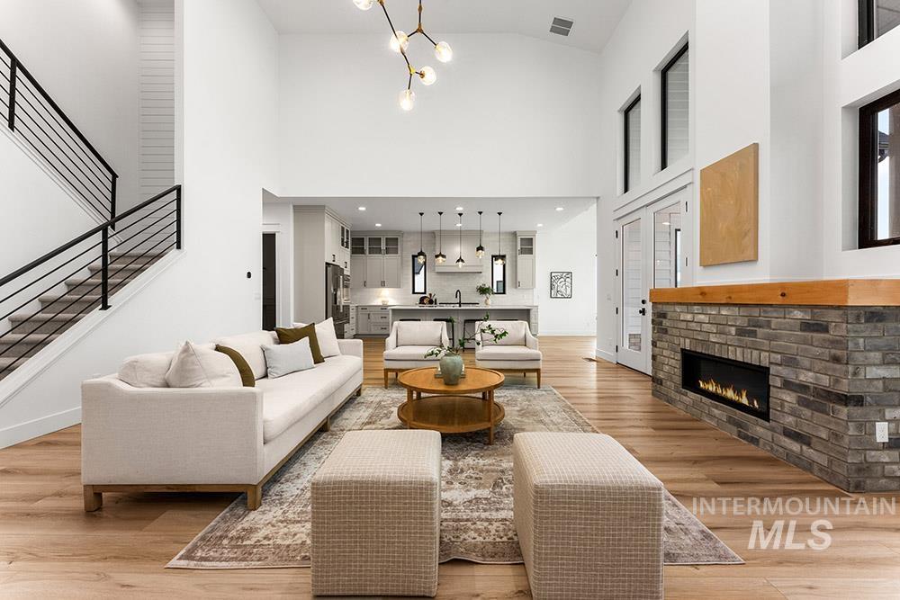 6284 Salmon Falls, Star, Idaho 83669, 4 Bedrooms, 3 Bathrooms, Residential For Sale, Price $1,475,000,MLS 98971668