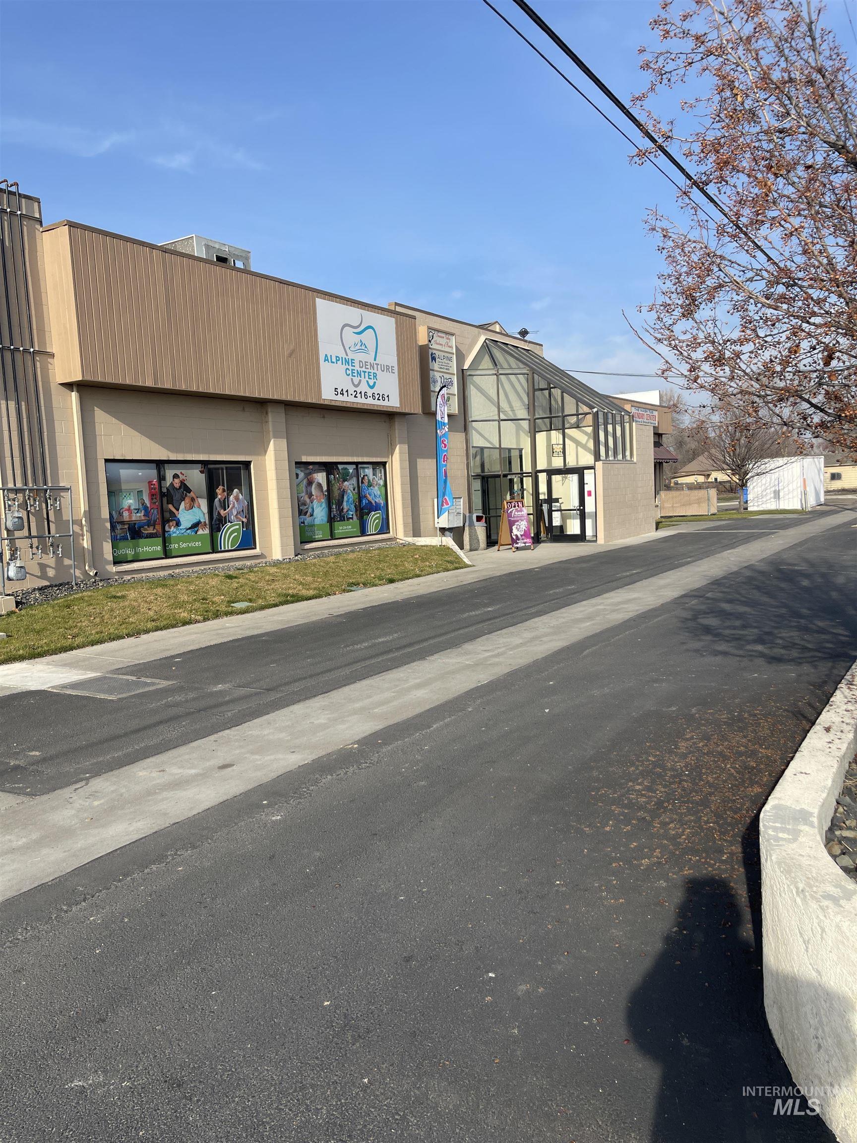 49 NW 1st St, Ontario, Oregon 97914, Business/Commercial For Sale, Price $24,000,MLS 98971669