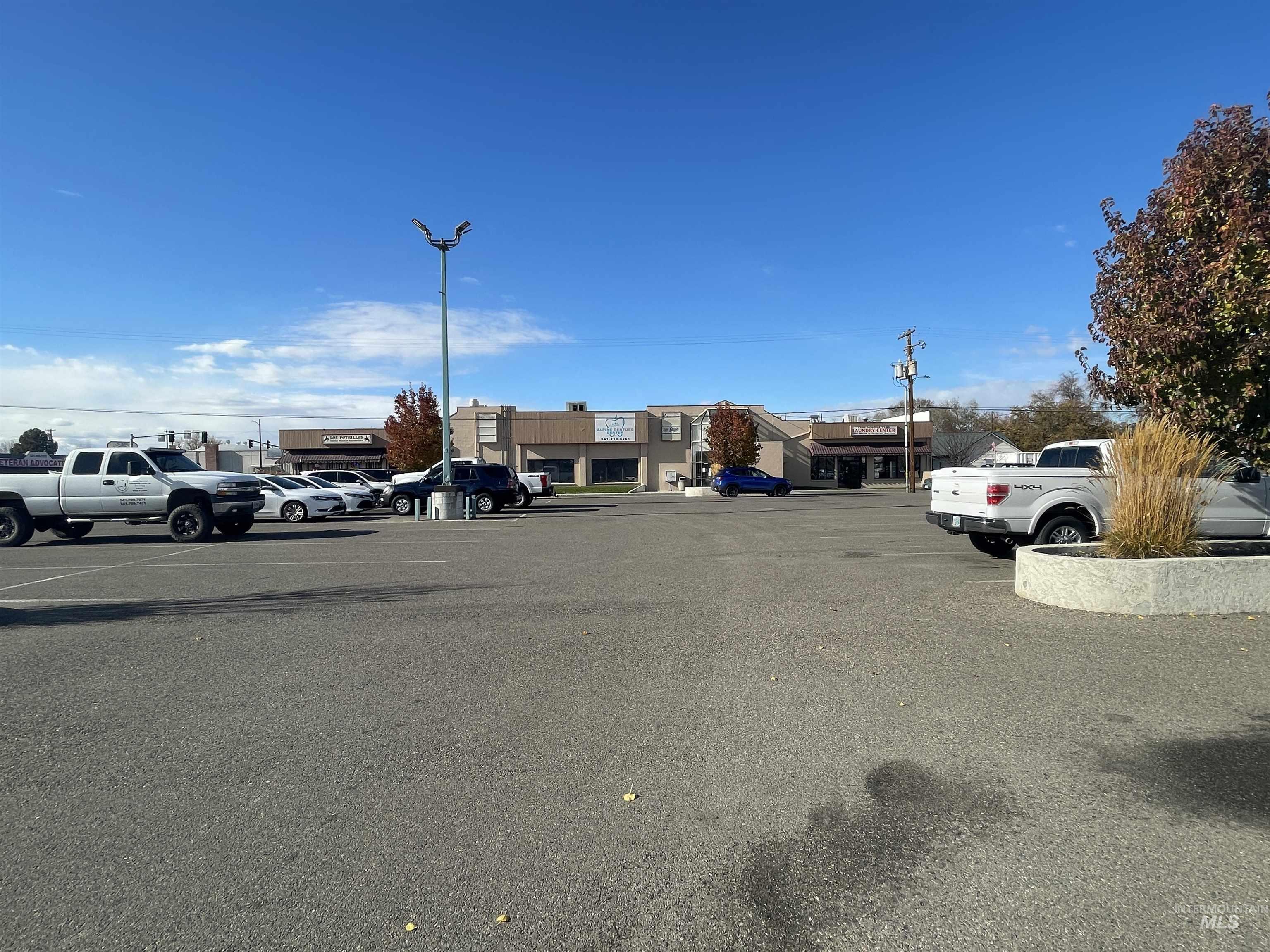 49 NW 1st St, Ontario, Oregon 97914, Business/Commercial For Sale, Price $24,000,MLS 98971669