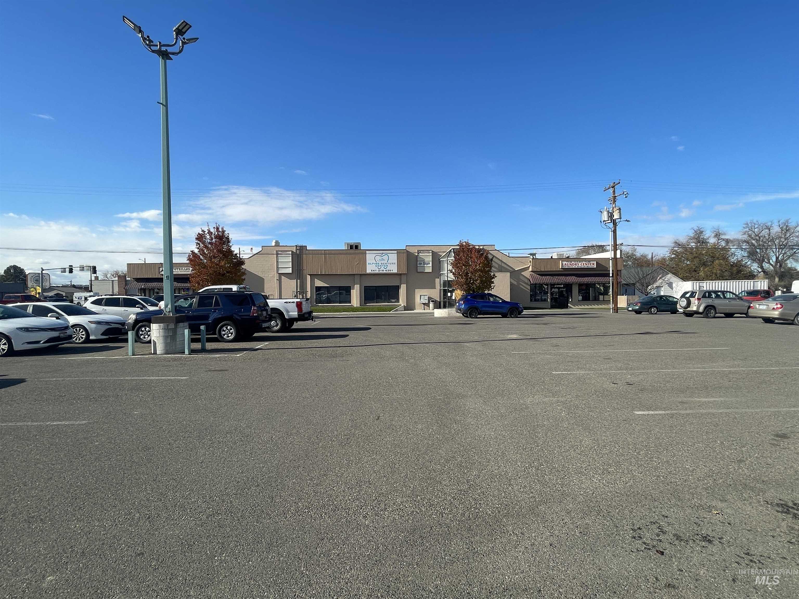 49 NW 1st St, Ontario, Oregon 97914, Business/Commercial For Sale, Price $24,000,MLS 98971669