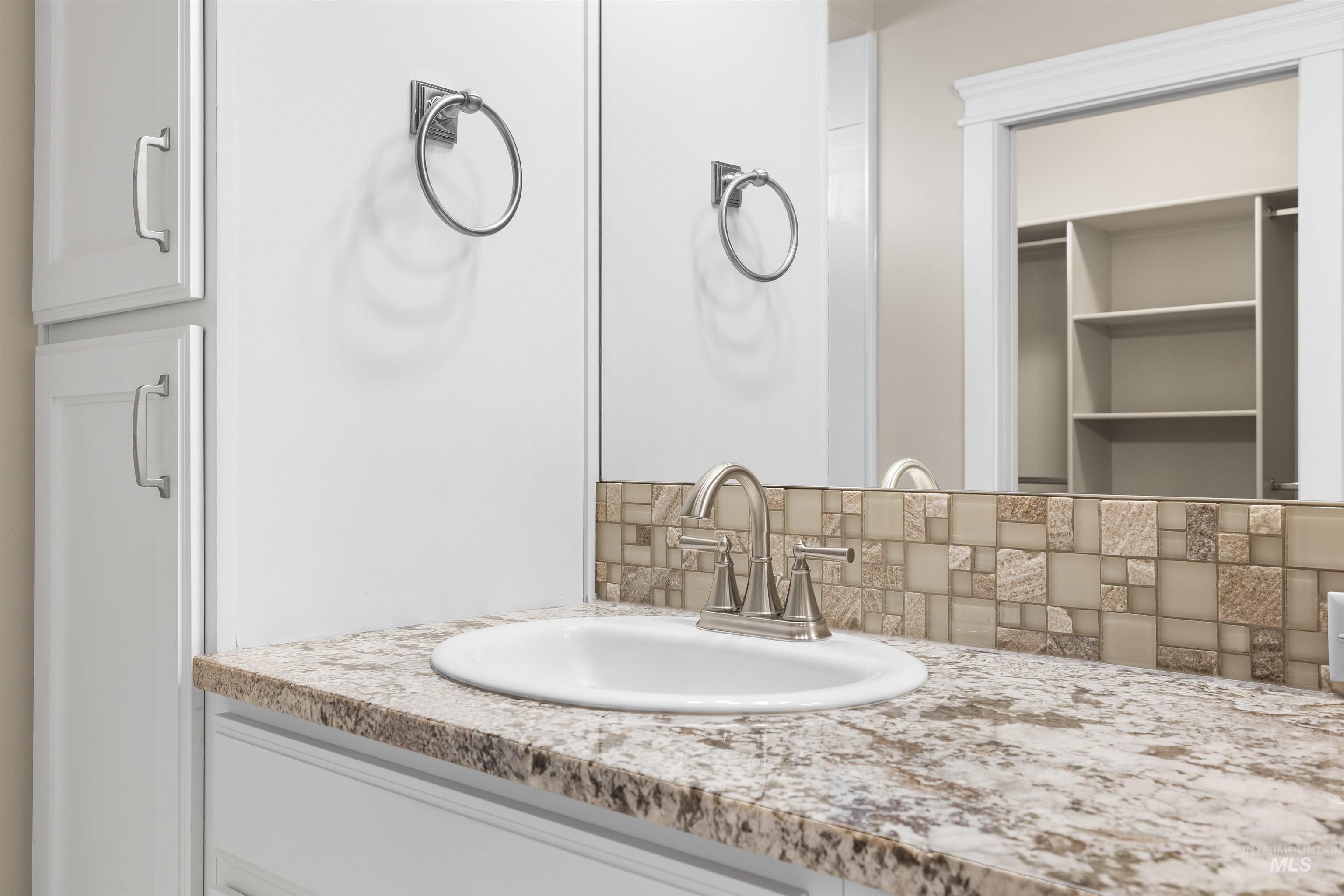 3318 N Park Crossing Ave, Meridian, Idaho 83646, 3 Bedrooms, 2 Bathrooms, Residential For Sale, Price $499,900, 98971670