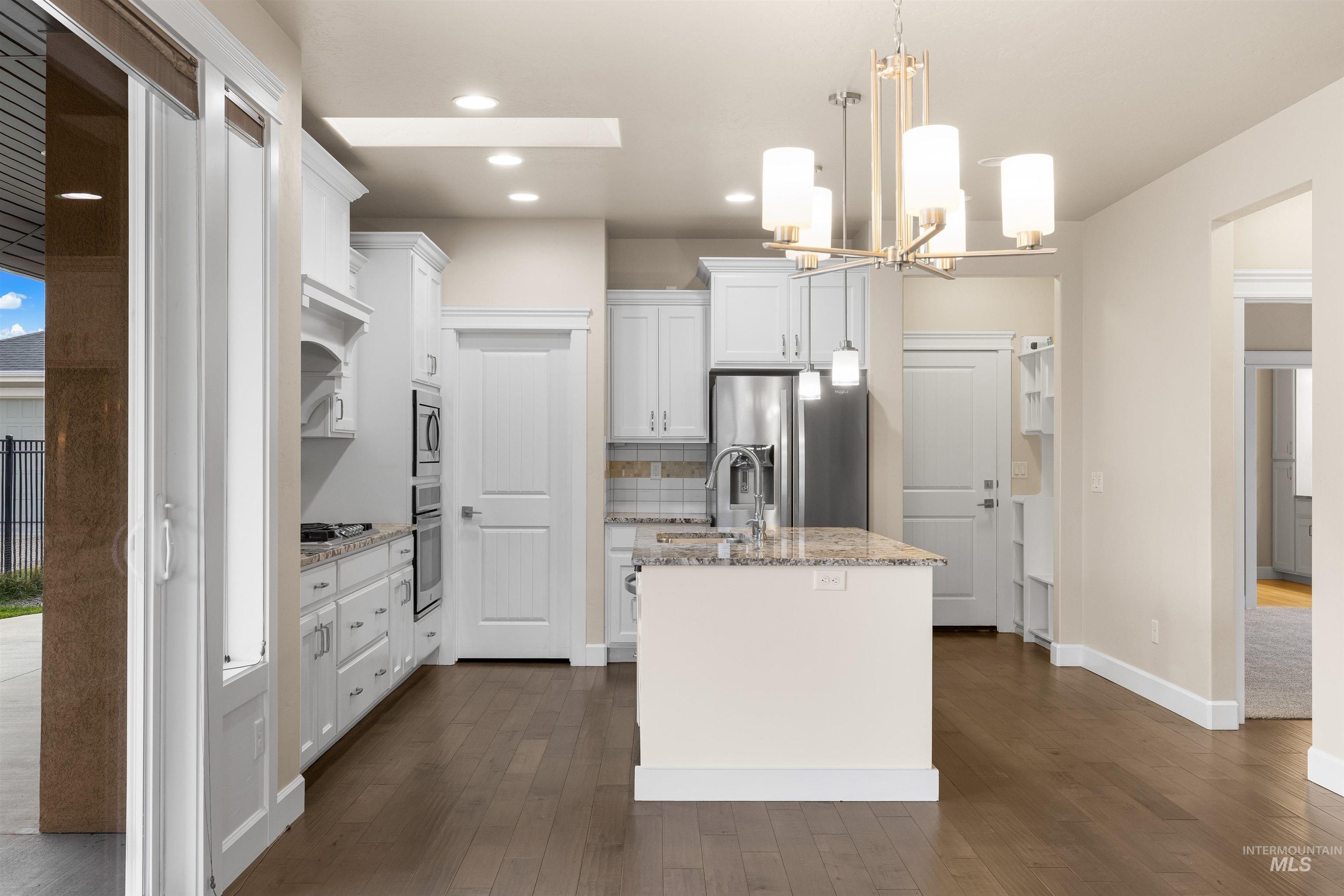 3318 N Park Crossing Ave, Meridian, Idaho 83646, 3 Bedrooms, 2 Bathrooms, Residential For Sale, Price $499,900,MLS 98971670