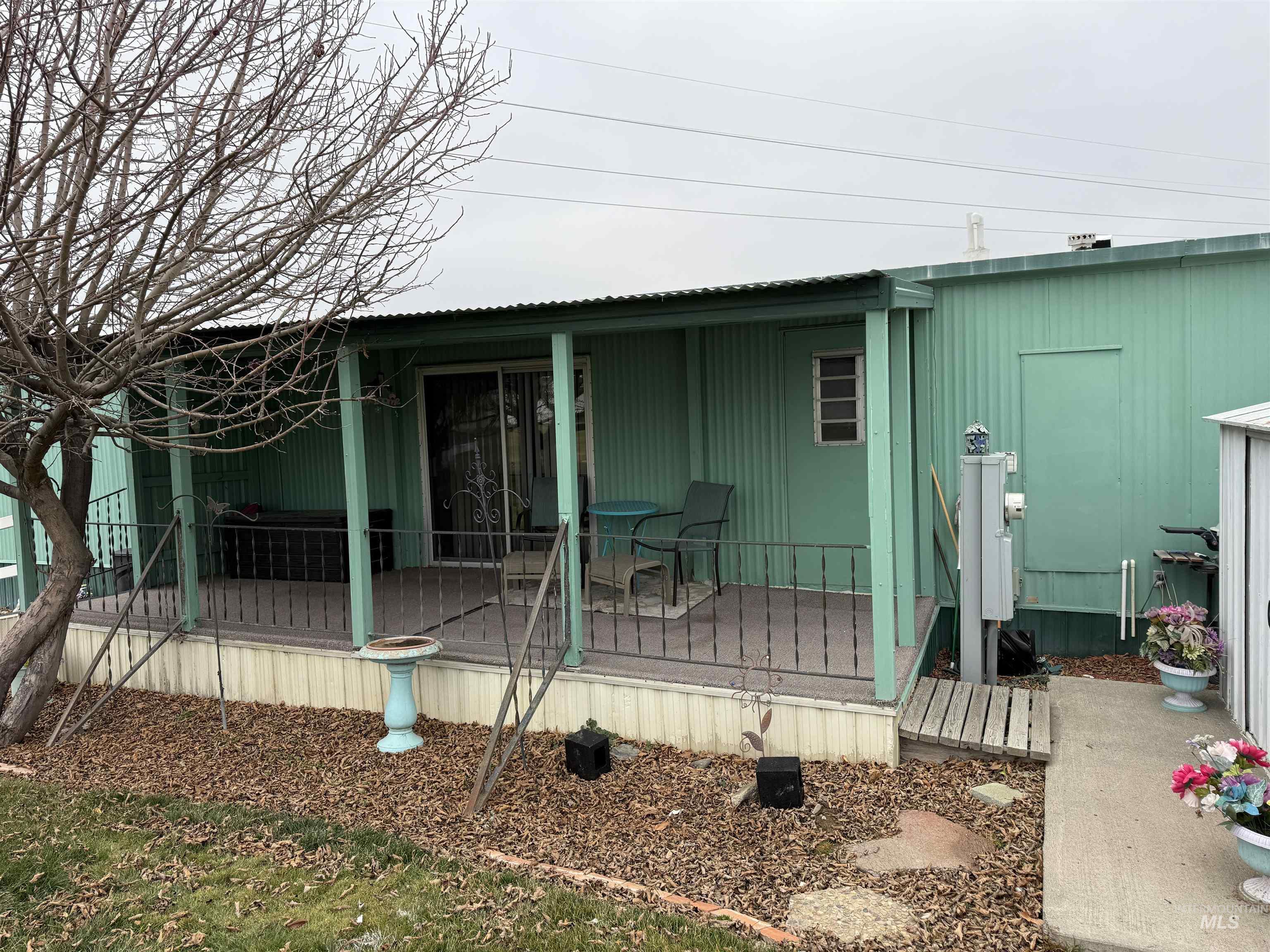 450 Pole Line Rd, Twin Falls, Idaho 83301, 2 Bedrooms, 2 Bathrooms, Residential For Sale, Price $59,000,MLS 98971671