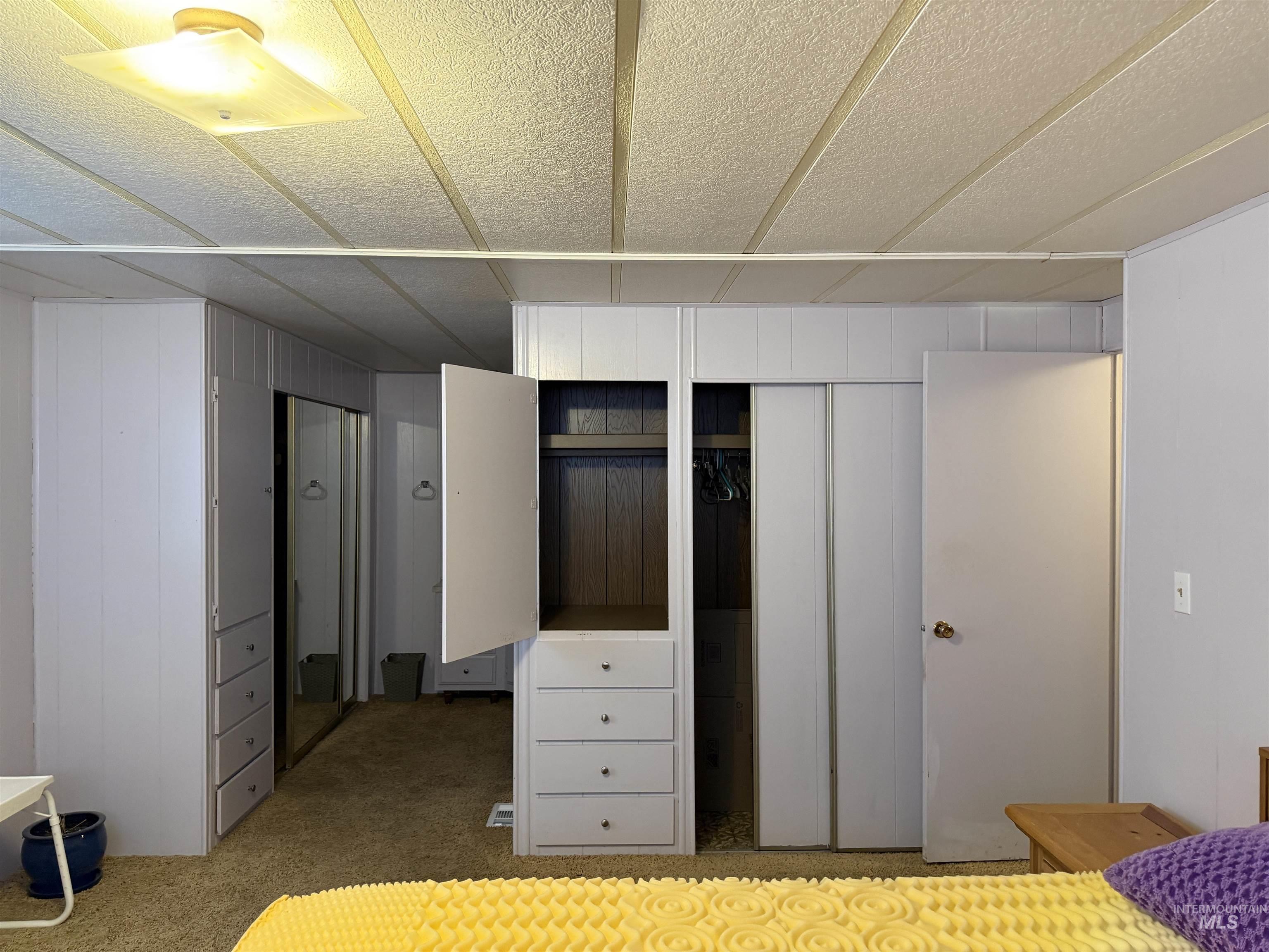 450 Pole Line Rd, Twin Falls, Idaho 83301, 2 Bedrooms, 2 Bathrooms, Residential For Sale, Price $59,000,MLS 98971671