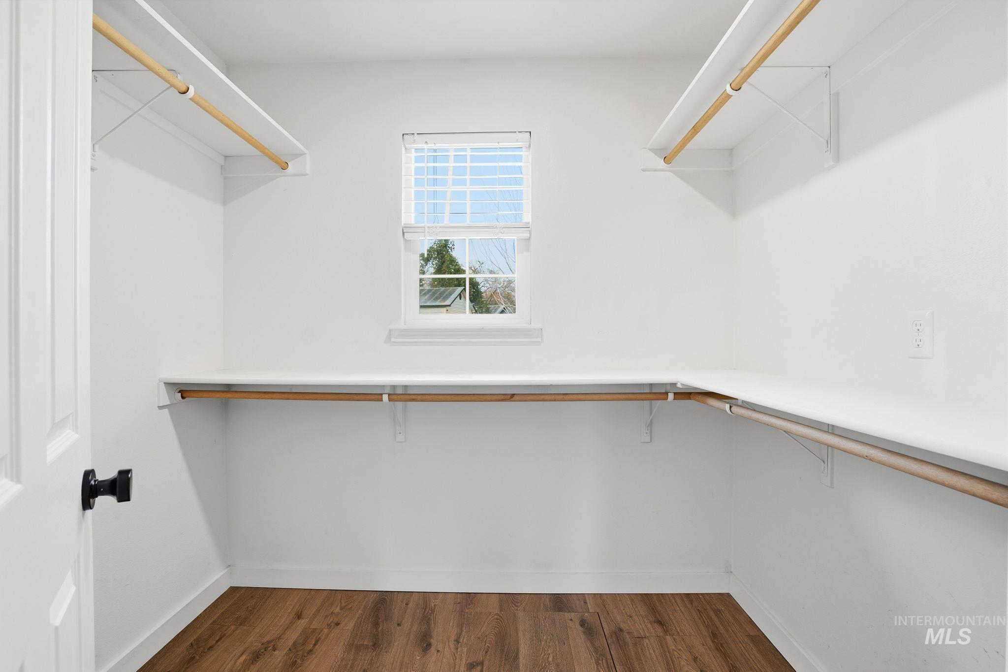 3525 S Annette Ave, Boise, Idaho 83705, 3 Bedrooms, 2 Bathrooms, Residential For Sale, Price $455,000,MLS 98971673