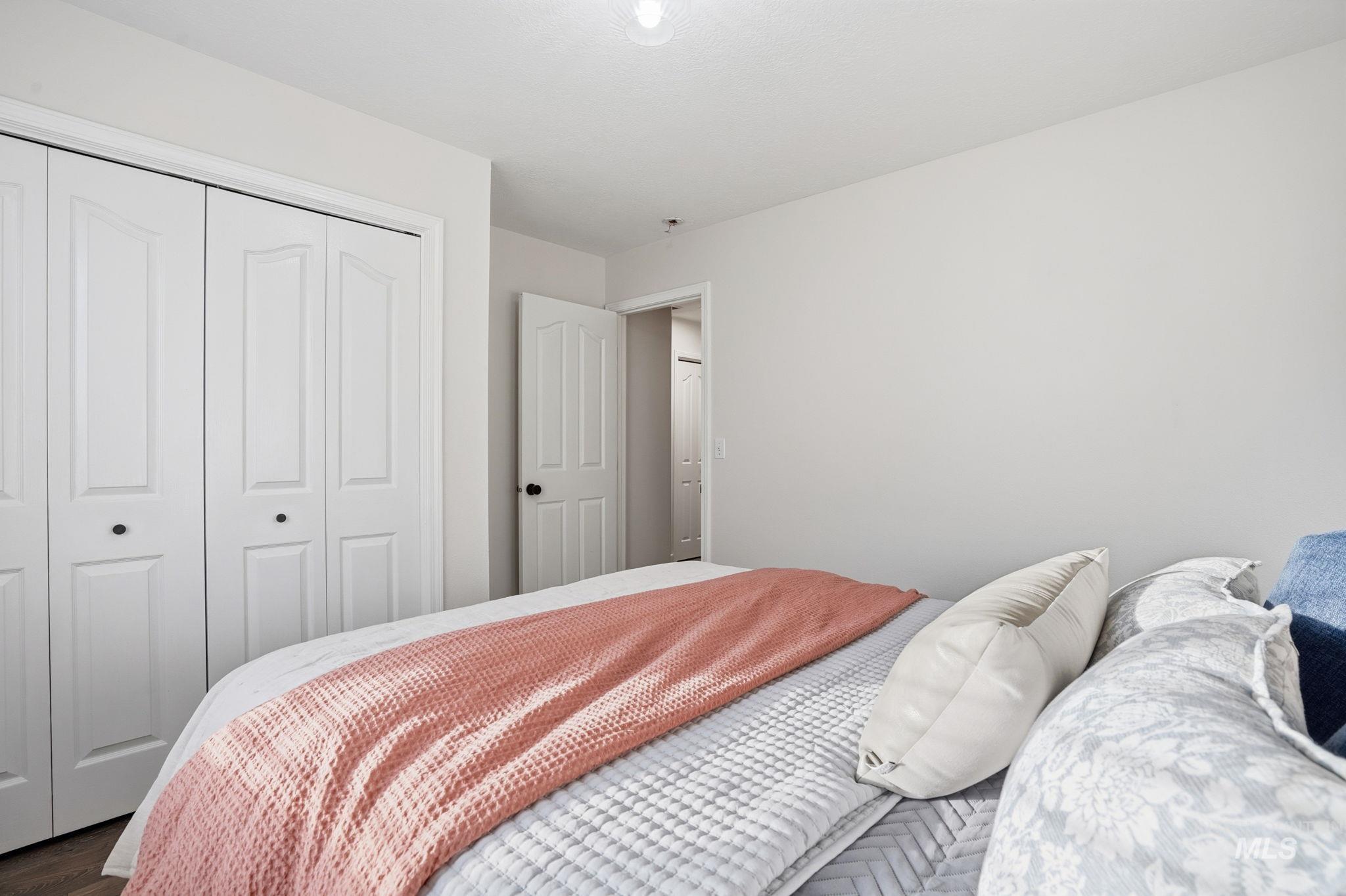 3525 S Annette Ave, Boise, Idaho 83705, 3 Bedrooms, 2 Bathrooms, Residential For Sale, Price $455,000,MLS 98971673