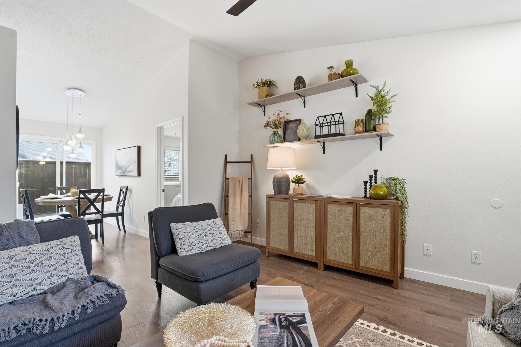 3525 S Annette Ave, Boise, Idaho 83705, 3 Bedrooms, 2 Bathrooms, Residential For Sale, Price $455,000,MLS 98971673