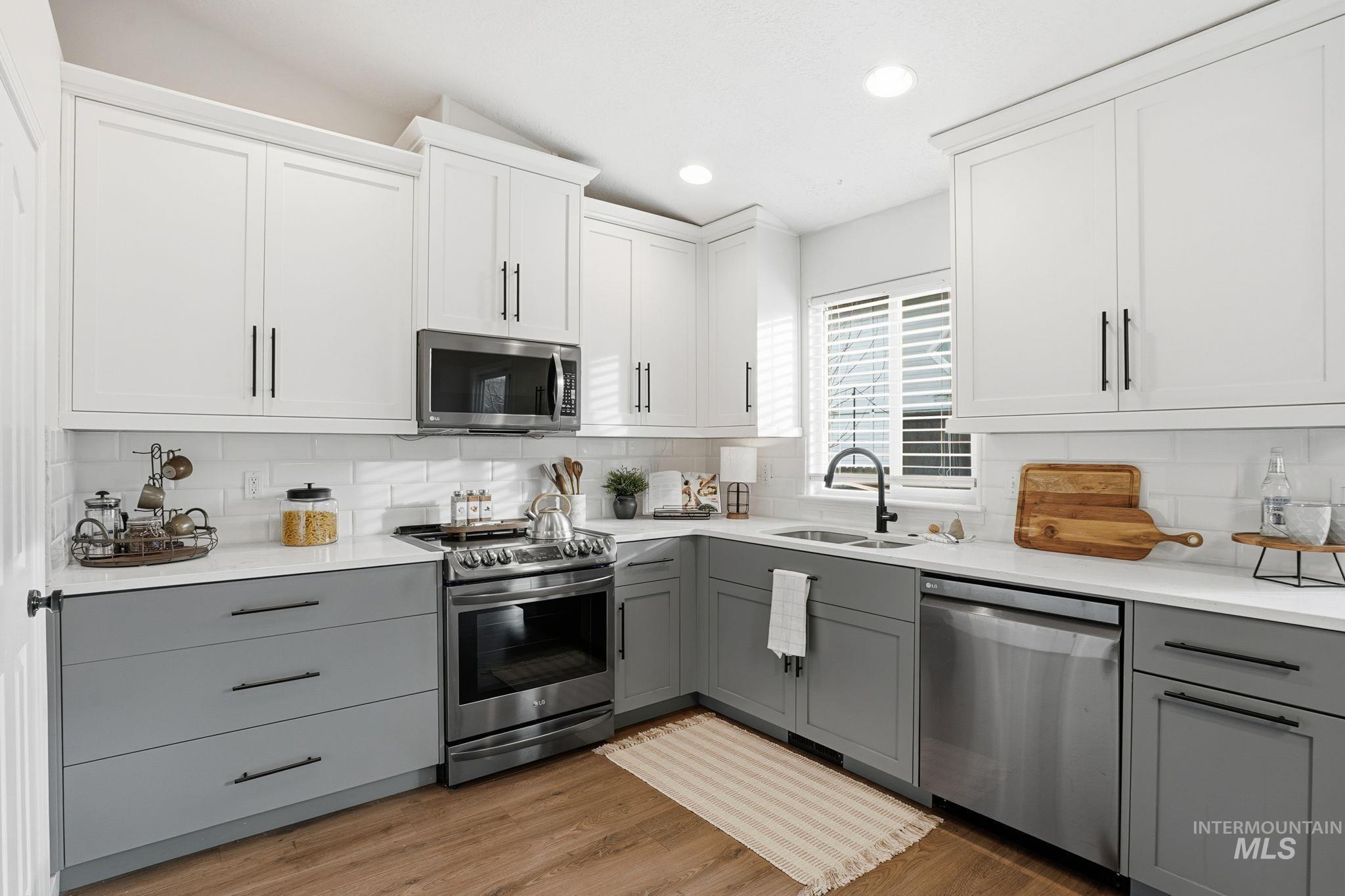 3525 S Annette Ave, Boise, Idaho 83705, 3 Bedrooms, 2 Bathrooms, Residential For Sale, Price $459,000,MLS 98971673