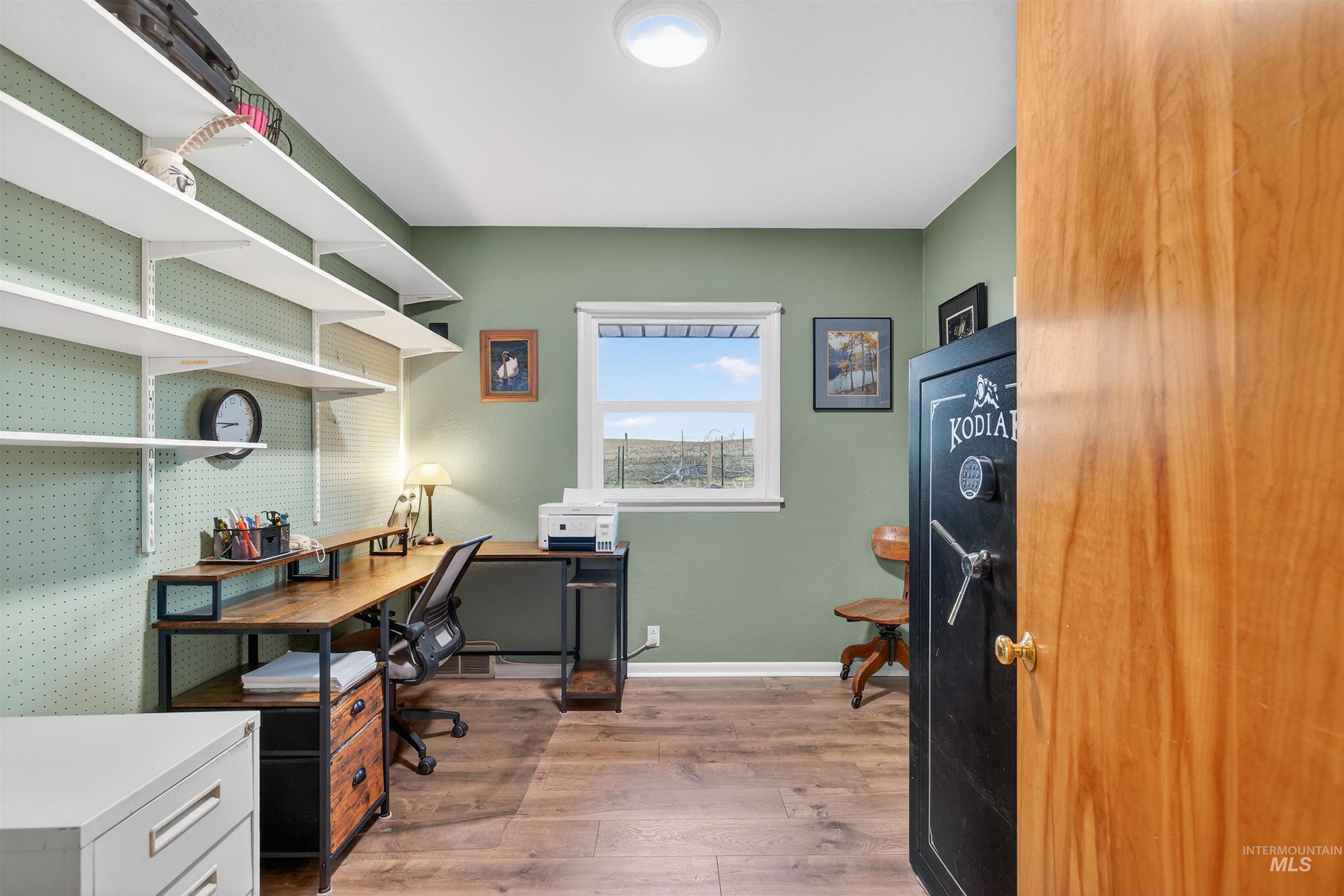 33785 South Road, Kendrick, Idaho 83537, 4 Bedrooms, 2 Bathrooms, Residential For Sale, Price $749,000,MLS 98971674