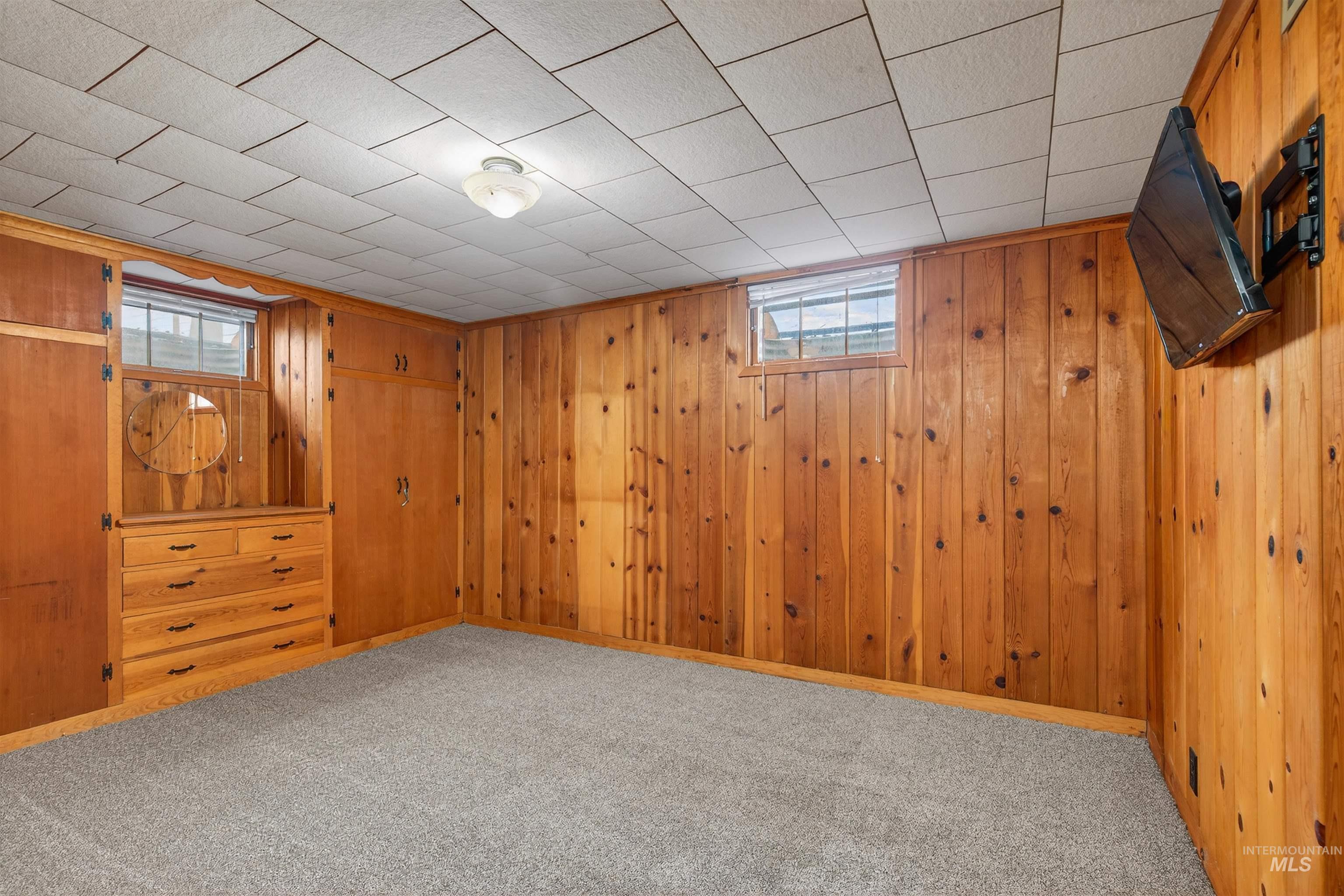 33785 South Road, Kendrick, Idaho 83537, 4 Bedrooms, 2 Bathrooms, Residential For Sale, Price $749,000,MLS 98971674