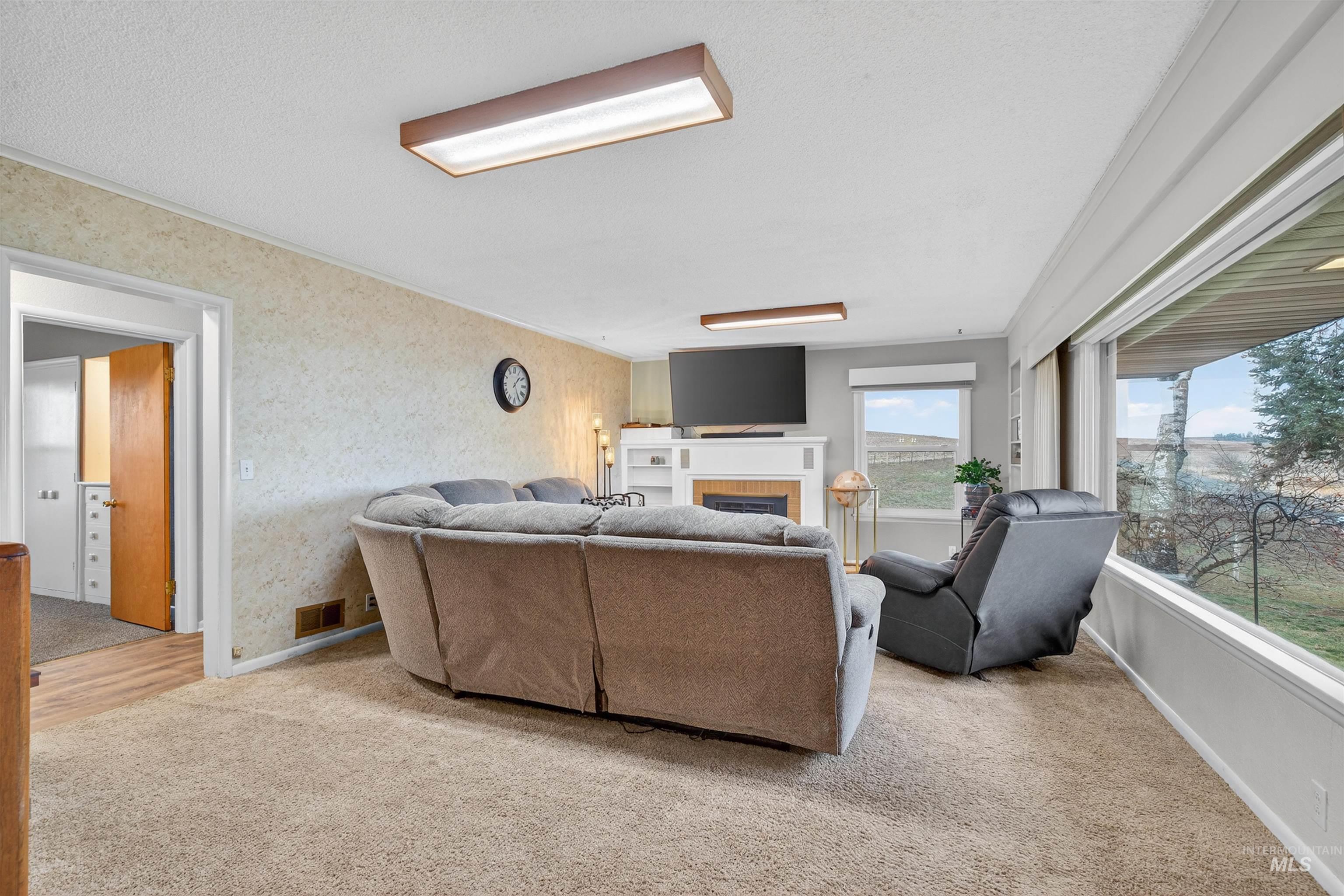 33785 South Road, Kendrick, Idaho 83537, 4 Bedrooms, 2 Bathrooms, Residential For Sale, Price $749,000,MLS 98971674