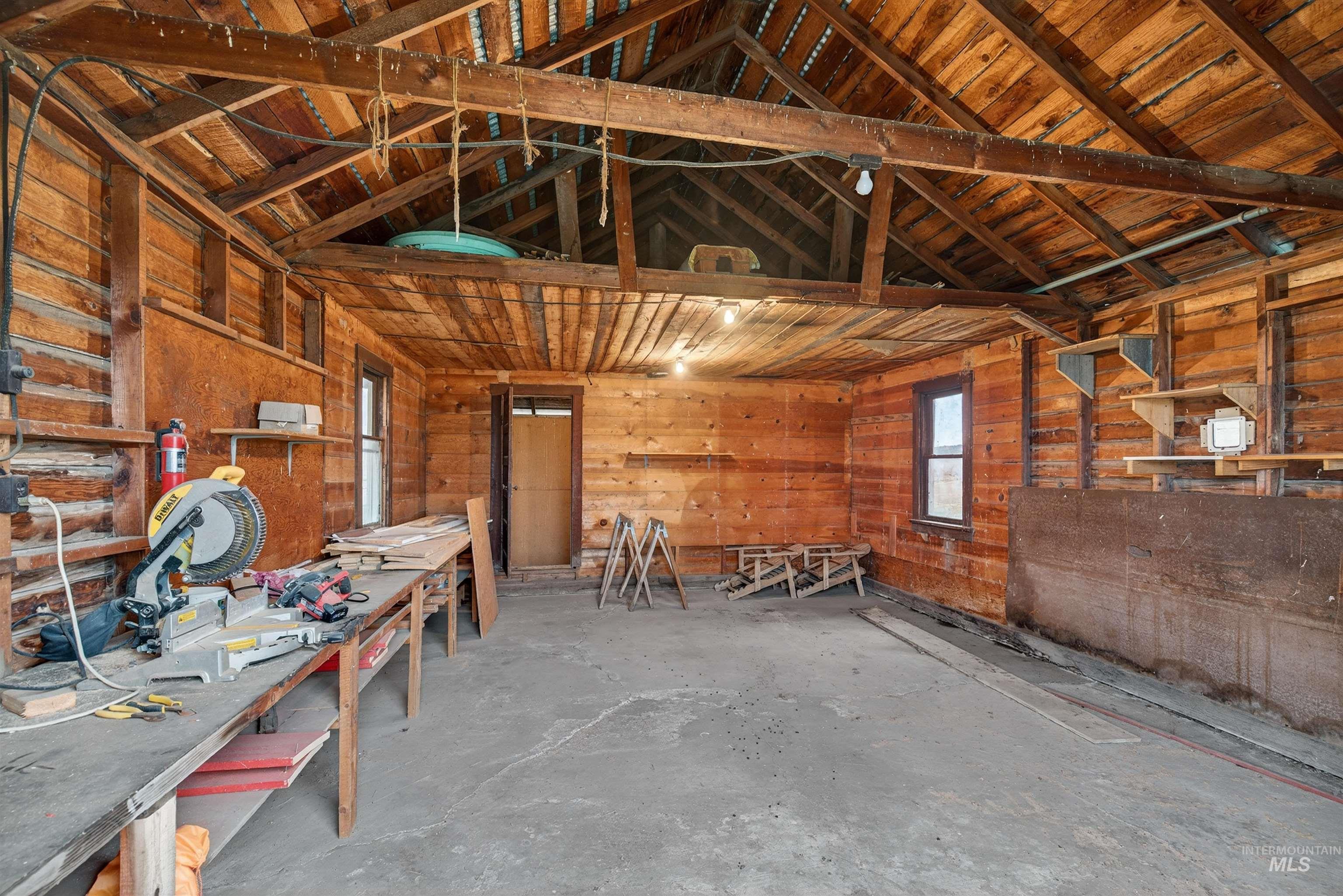 33785 South Road, Kendrick, Idaho 83537, 4 Bedrooms, 2 Bathrooms, Residential For Sale, Price $749,000,MLS 98971674