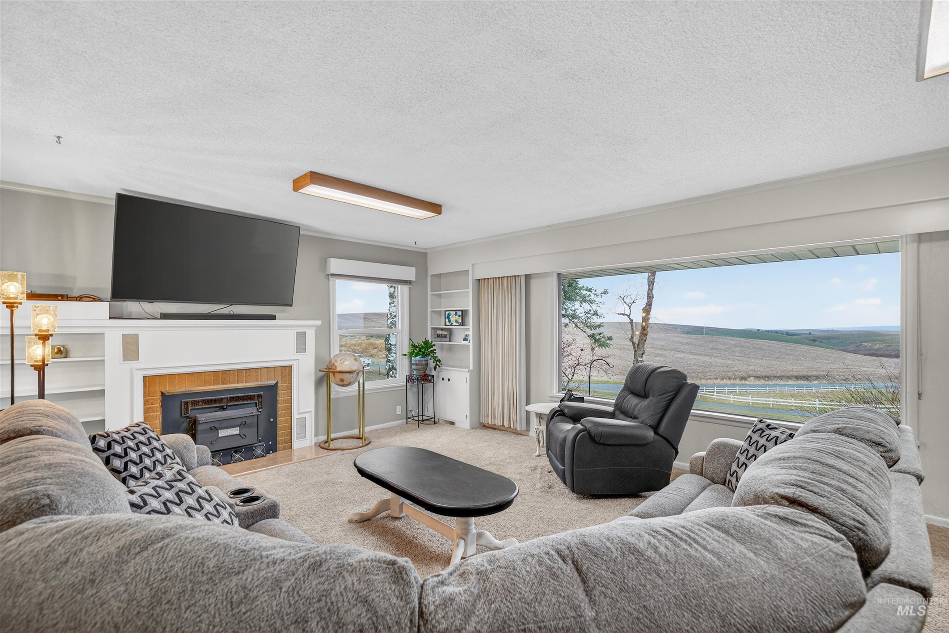 33785 South Road, Kendrick, Idaho 83537, 4 Bedrooms, 2 Bathrooms, Residential For Sale, Price $749,000,MLS 98971674