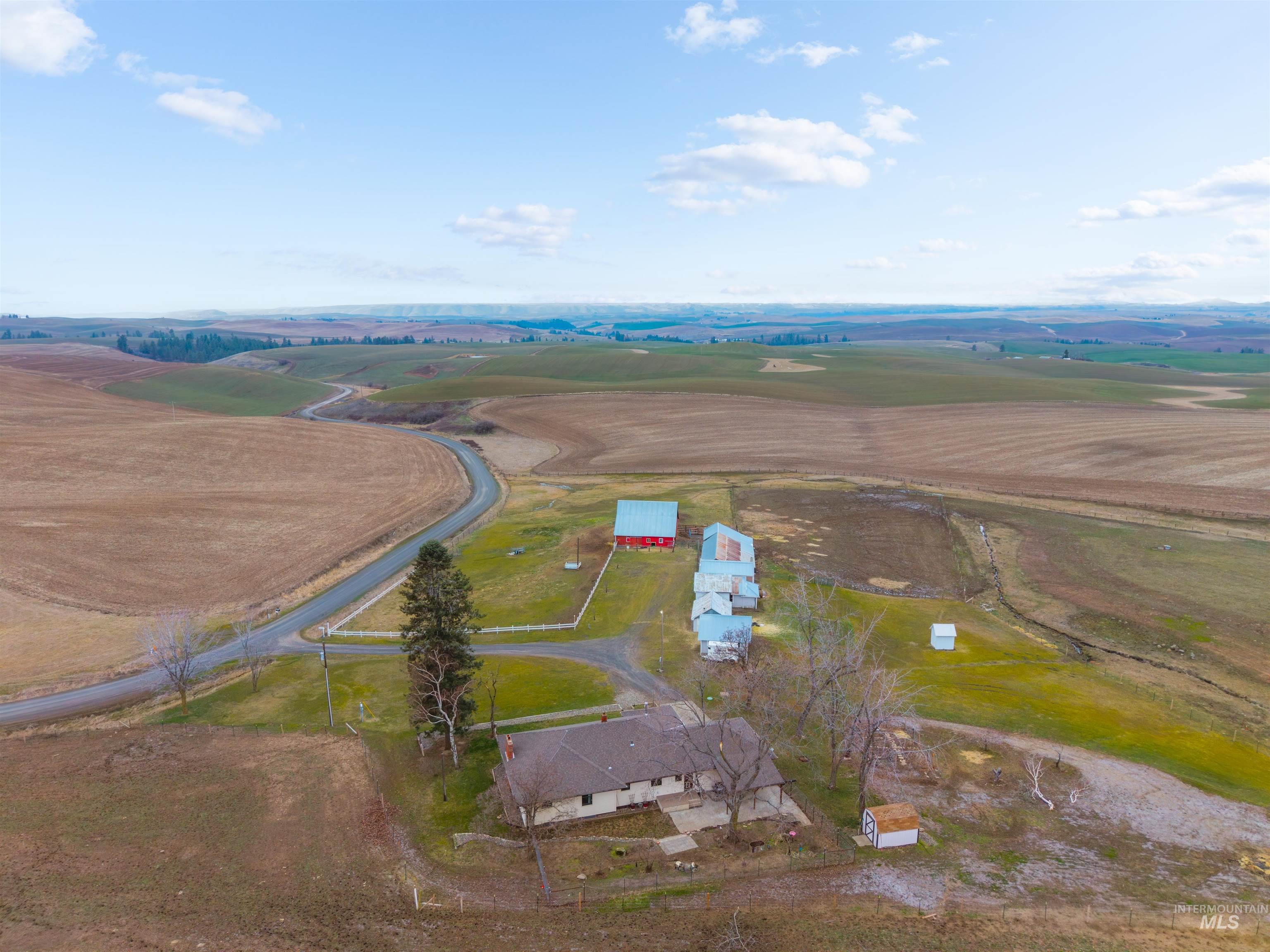 33785 South Road, Kendrick, Idaho 83537, 4 Bedrooms, 2 Bathrooms, Residential For Sale, Price $749,000,MLS 98971674