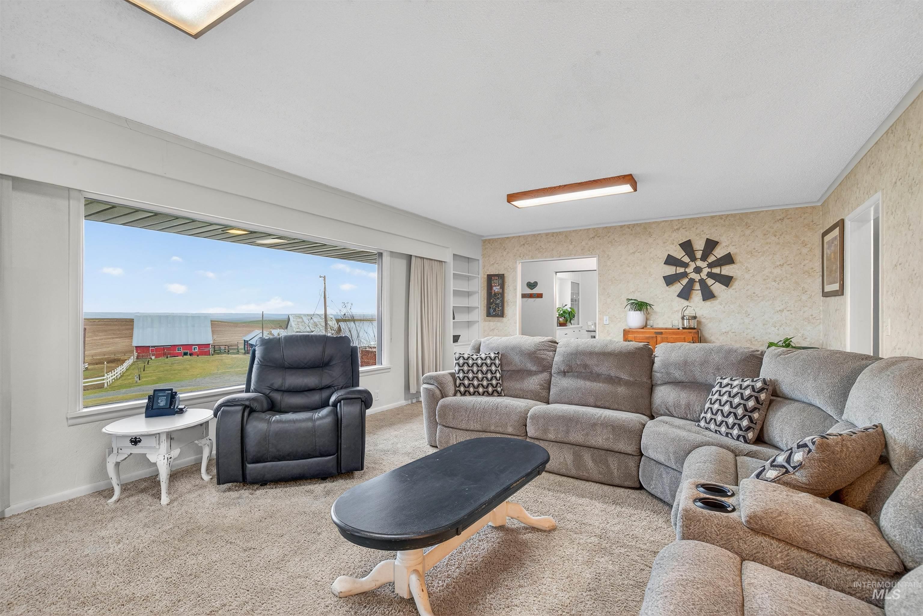 33785 South Road, Kendrick, Idaho 83537, 4 Bedrooms, 2 Bathrooms, Residential For Sale, Price $749,000,MLS 98971674