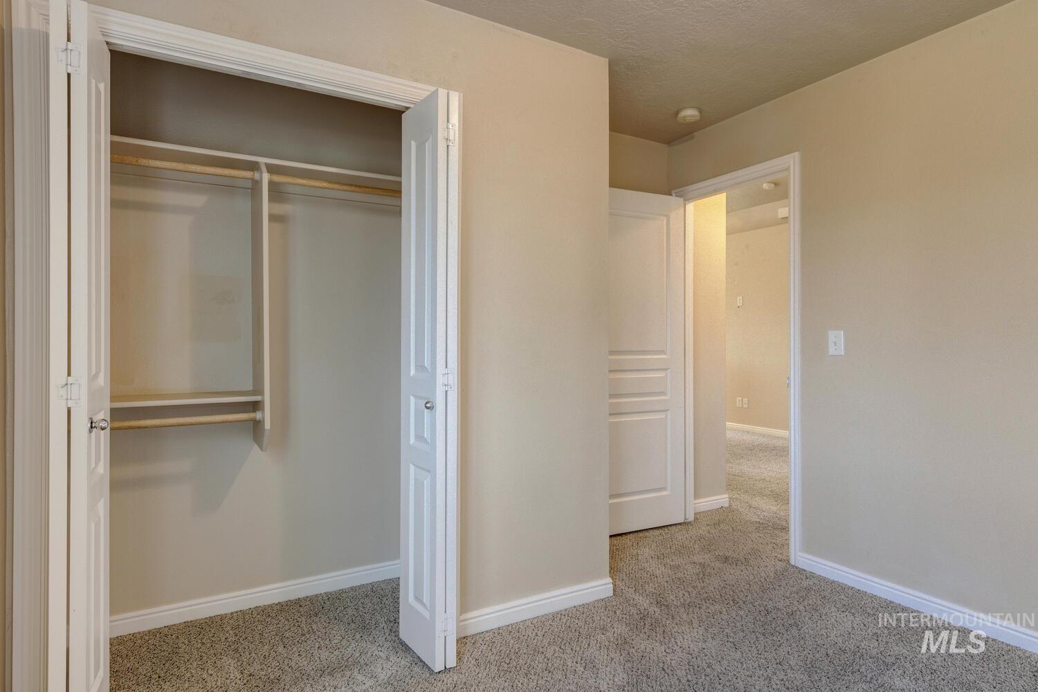 816 Sioux Ave, Emmett, Idaho 83617-4011, 3 Bedrooms, 2 Bathrooms, Residential For Sale, Price $310,000,MLS 98971675