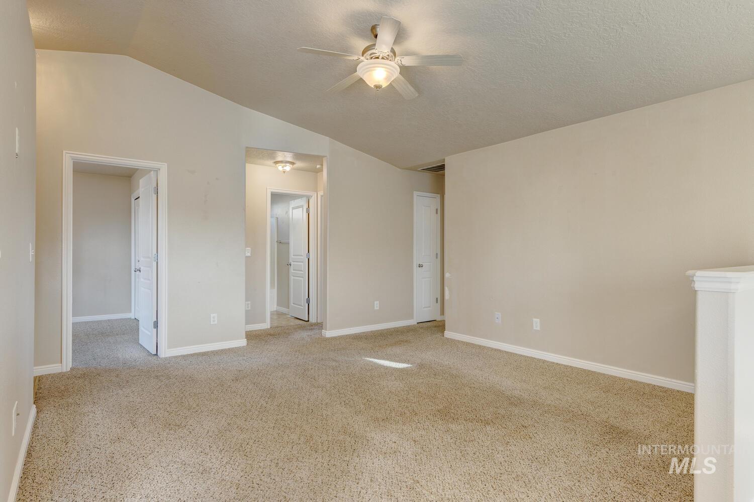 816 Sioux Ave, Emmett, Idaho 83617-4011, 3 Bedrooms, 2 Bathrooms, Residential For Sale, Price $310,000,MLS 98971675