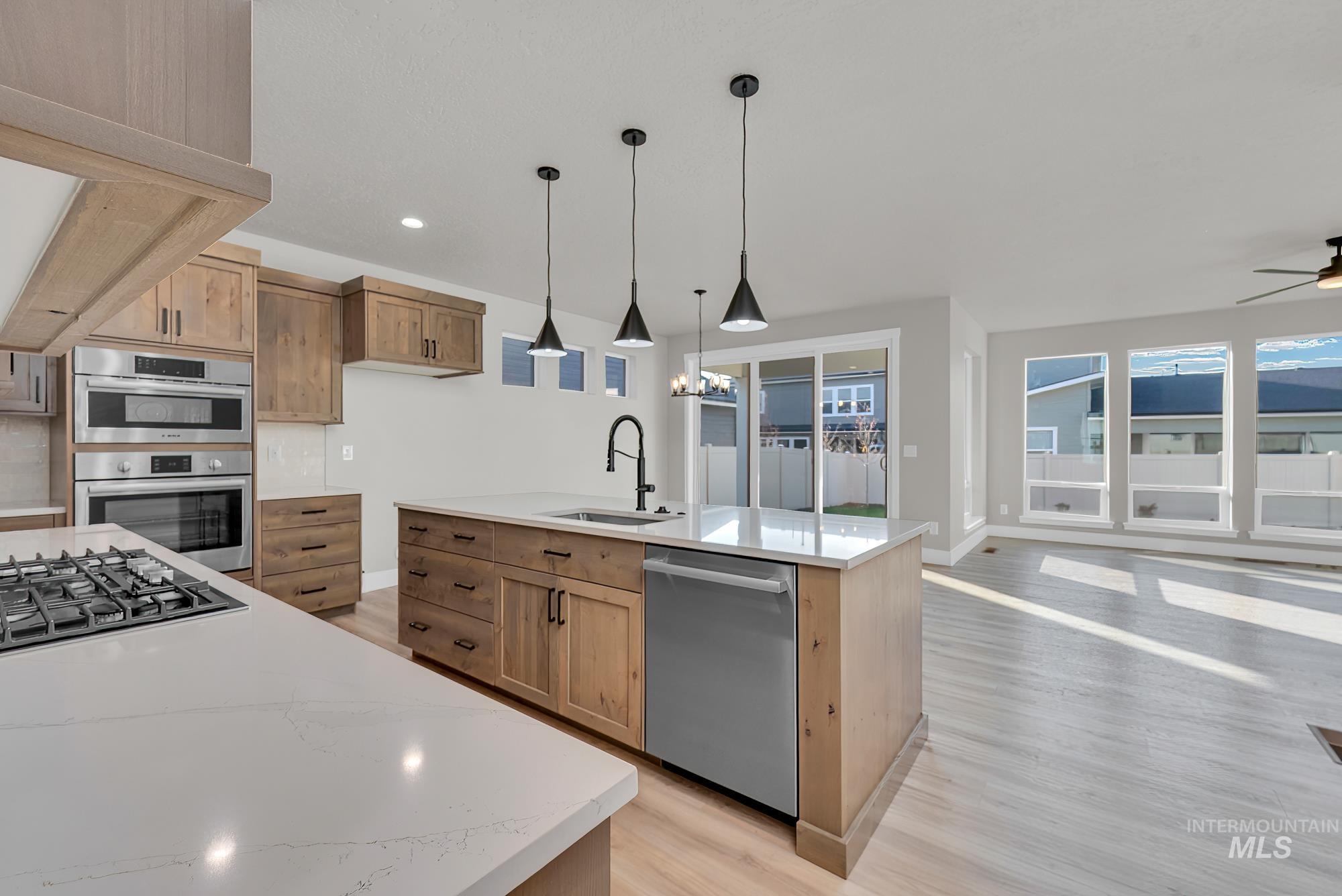 2841 W Warlander, Meridian, Idaho 83642, 4 Bedrooms, 2.5 Bathrooms, Residential For Sale, Price $599,900,MLS 98971676