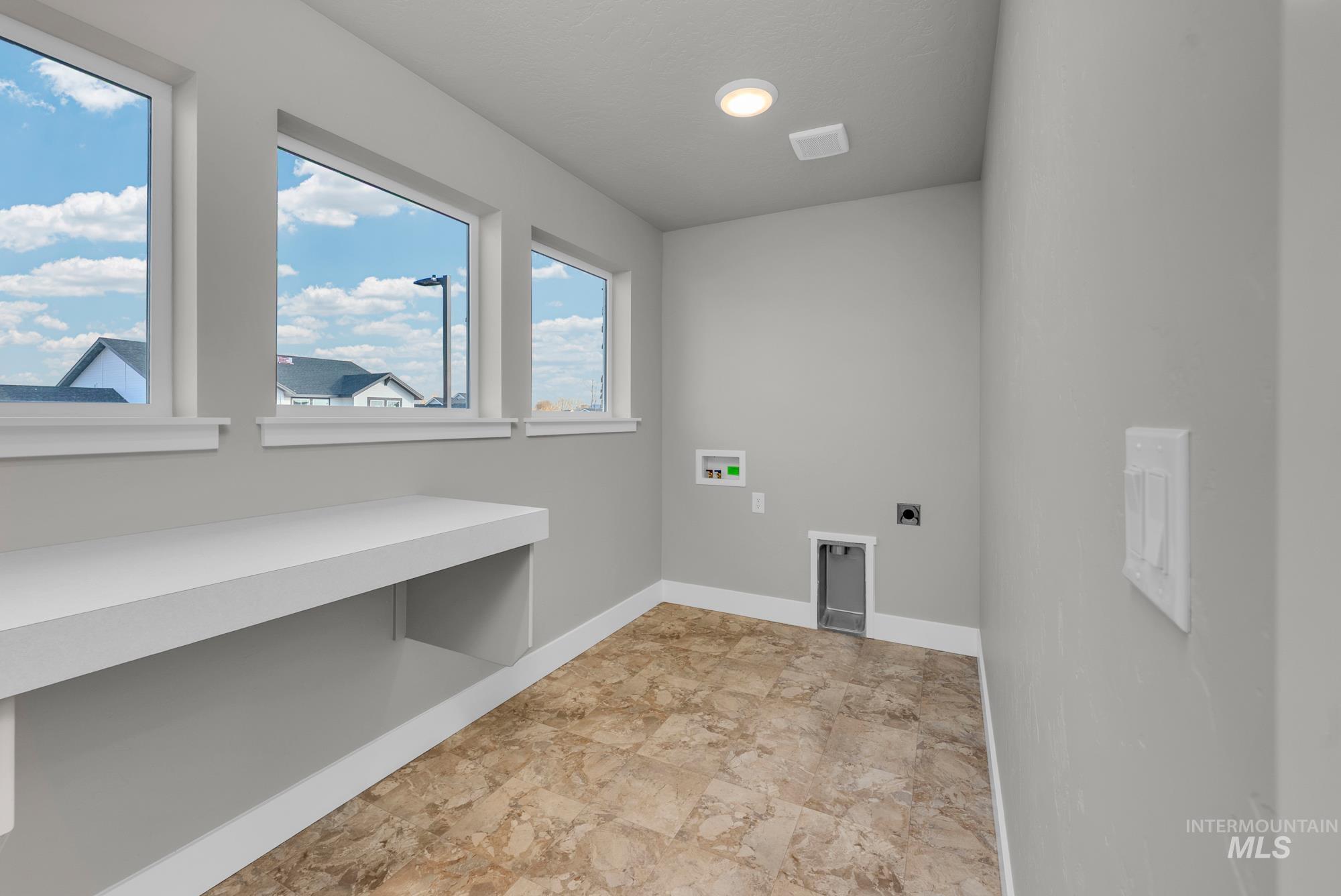 2841 W Warlander, Meridian, Idaho 83642, 4 Bedrooms, 2.5 Bathrooms, Residential For Sale, Price $599,900,MLS 98971676