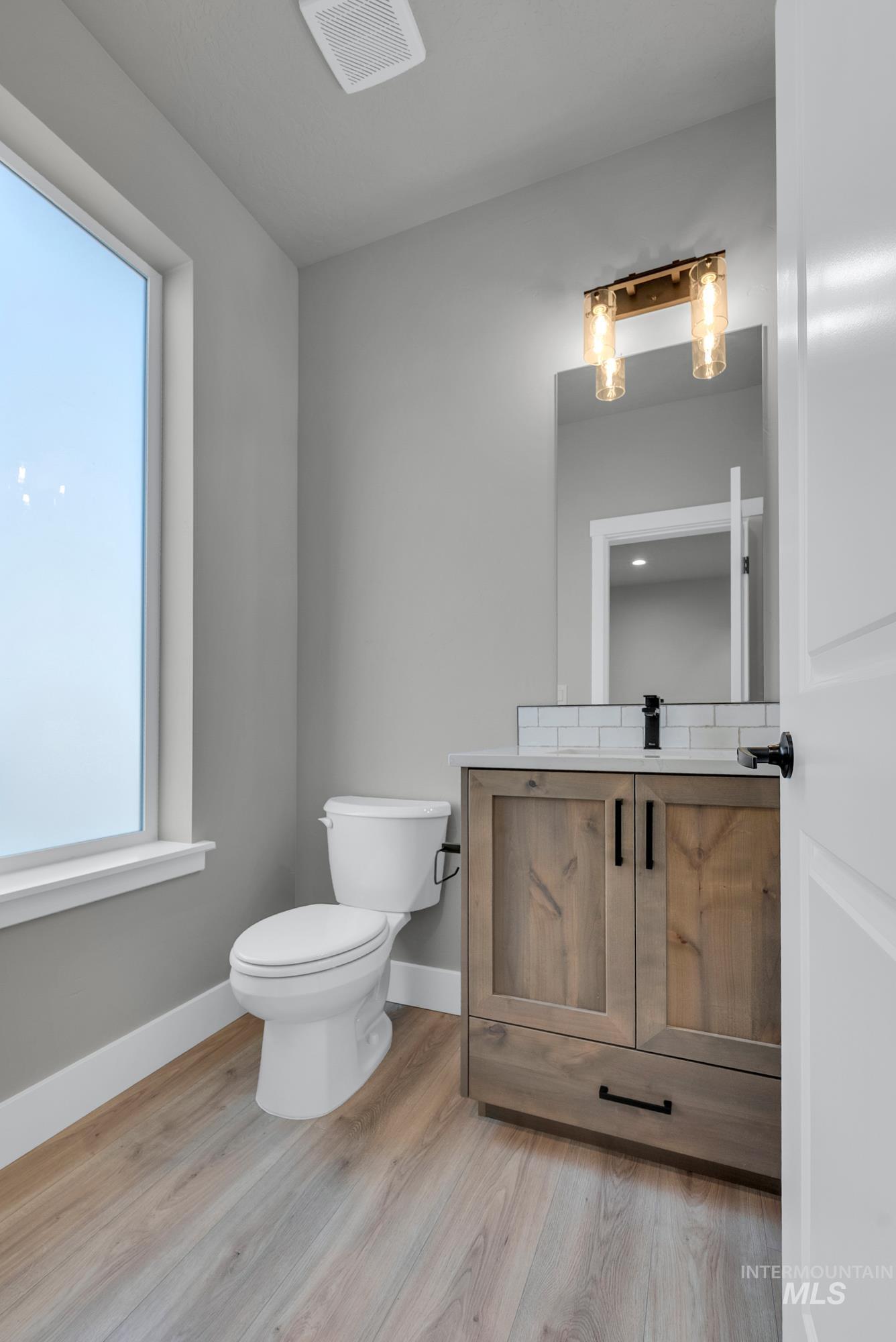 2841 W Warlander, Meridian, Idaho 83642, 4 Bedrooms, 2.5 Bathrooms, Residential For Sale, Price $599,900,MLS 98971676