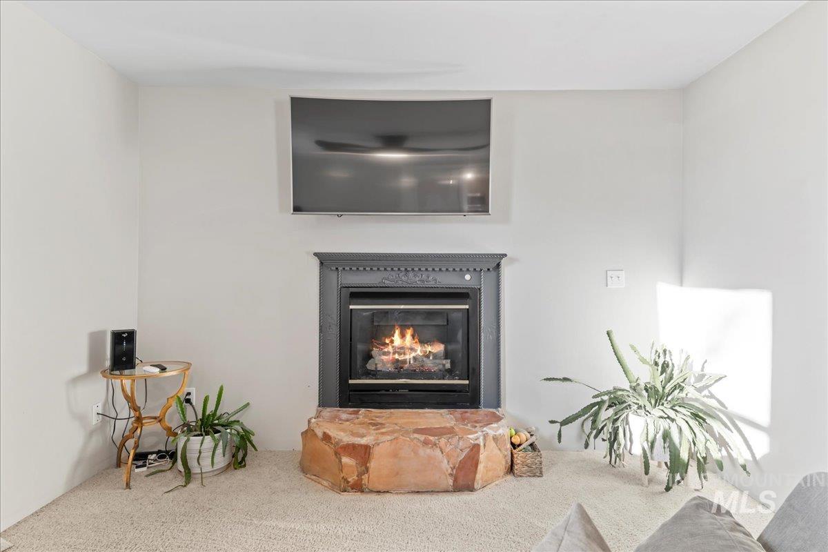 1775 Wasatch Dr, Mountain Home, Idaho 83647-4317, 4 Bedrooms, 3 Bathrooms, Residential For Sale, Price $389,900,MLS 98971678