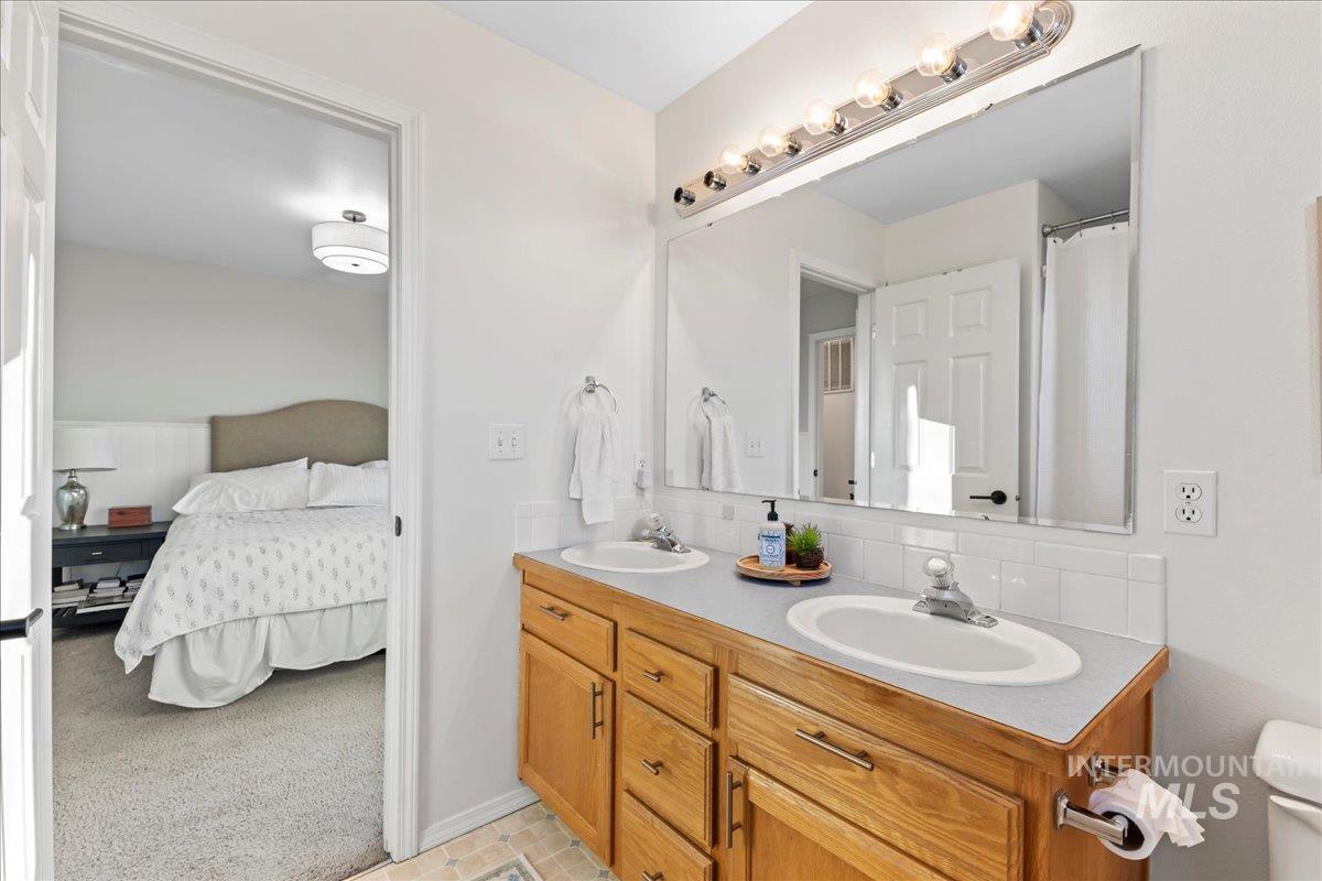 1775 Wasatch Dr, Mountain Home, Idaho 83647-4317, 4 Bedrooms, 3 Bathrooms, Residential For Sale, Price $389,900,MLS 98971678