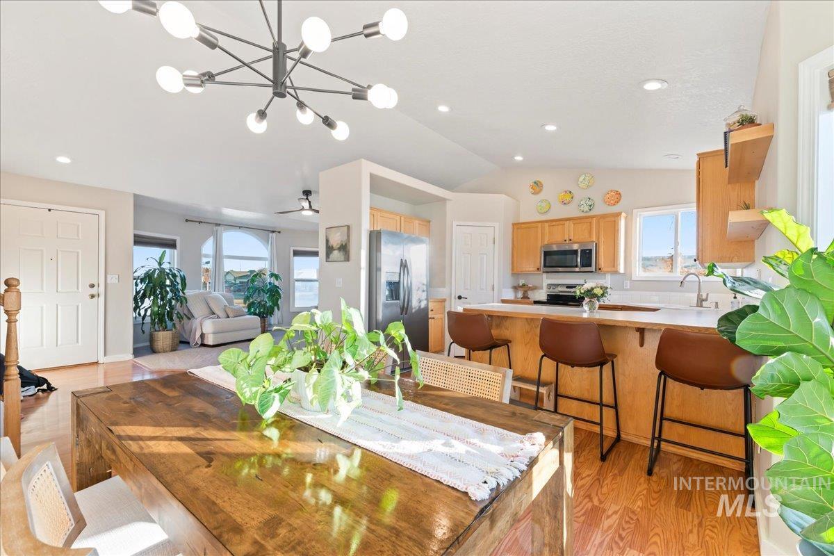 1775 Wasatch Dr, Mountain Home, Idaho 83647-4317, 4 Bedrooms, 3 Bathrooms, Residential For Sale, Price $389,900,MLS 98971678