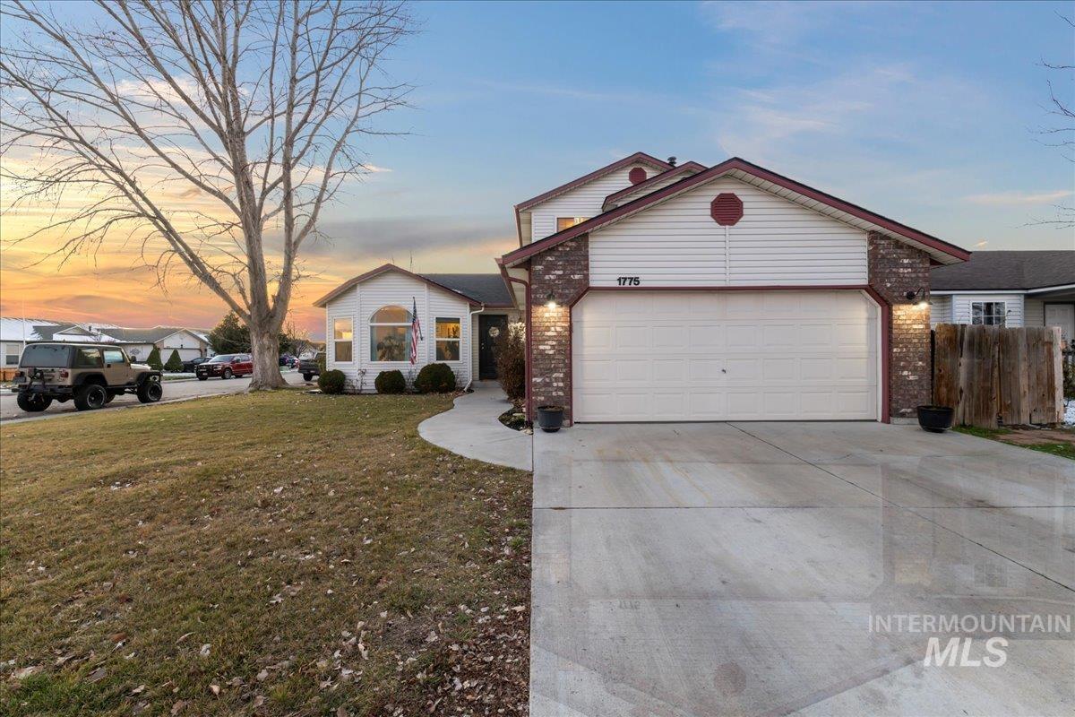 1775 Wasatch Dr, Mountain Home, Idaho 83647-4317, 4 Bedrooms, 3 Bathrooms, Residential For Sale, Price $389,900,MLS 98971678