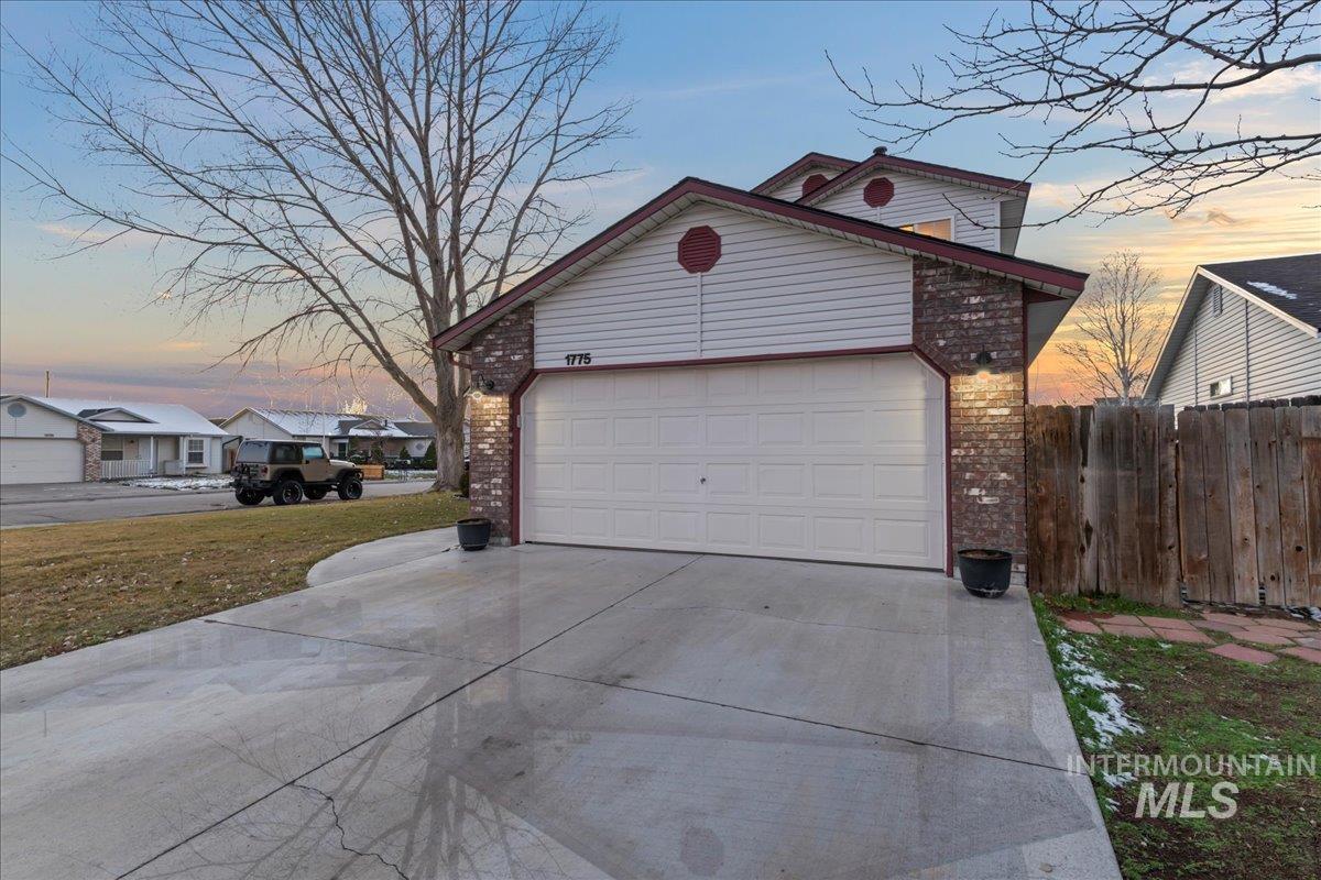 1775 Wasatch Dr, Mountain Home, Idaho 83647-4317, 4 Bedrooms, 3 Bathrooms, Residential For Sale, Price $389,900,MLS 98971678