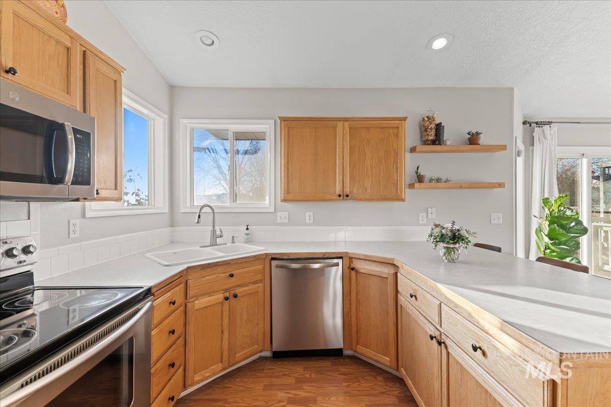 1775 Wasatch Dr, Mountain Home, Idaho 83647-4317, 4 Bedrooms, 3 Bathrooms, Residential For Sale, Price $389,900,MLS 98971678