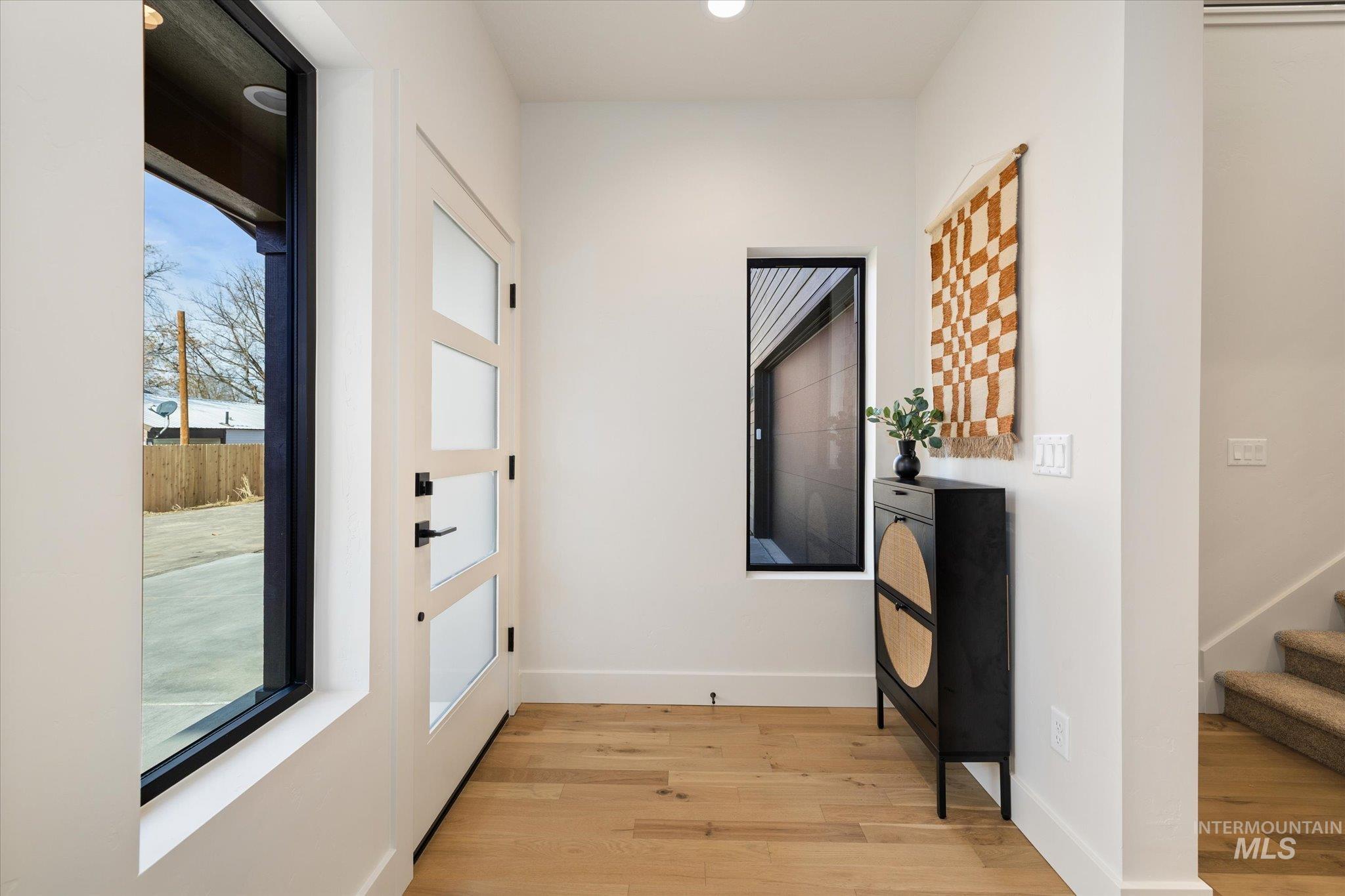 5612 W Grover St, Boise, Idaho 83705, 3 Bedrooms, 2.5 Bathrooms, Residential For Sale, Price $749,900,MLS 98971680