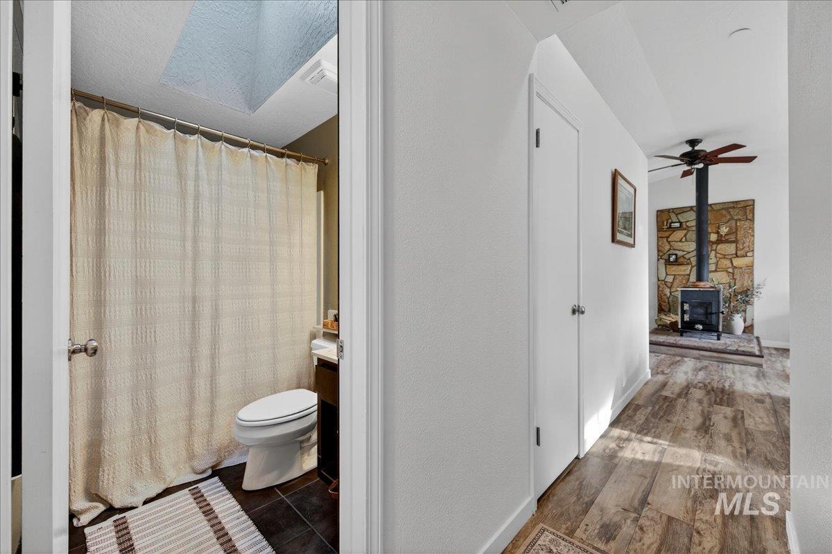 1404 W North Gate Ave, Meridian, Idaho 83642, 3 Bedrooms, 1.5 Bathrooms, Residential For Sale, Price $369,000,MLS 98971683