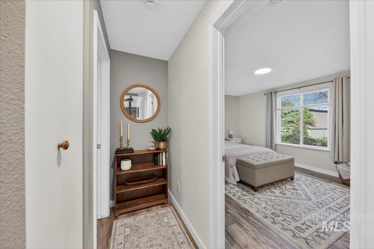 1404 W North Gate Ave, Meridian, Idaho 83642, 3 Bedrooms, 1.5 Bathrooms, Residential For Sale, Price $369,000,MLS 98971683