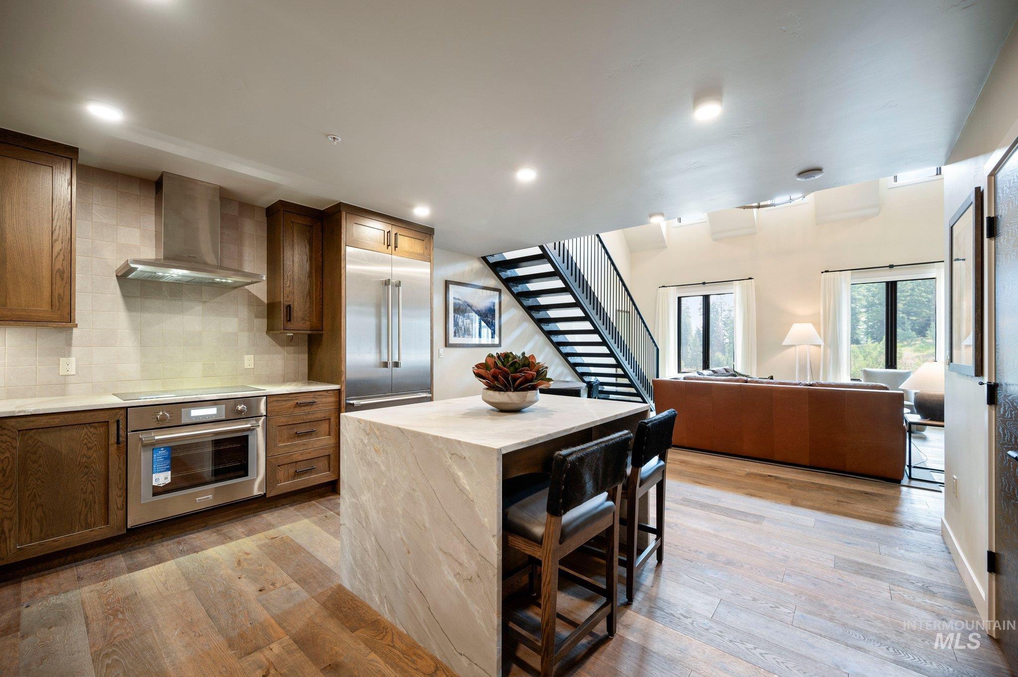 700 Village Drive, Donnelly, Idaho 83615, 2 Bedrooms, 2.5 Bathrooms, Residential For Sale, Price $1,599,000,MLS 98971684