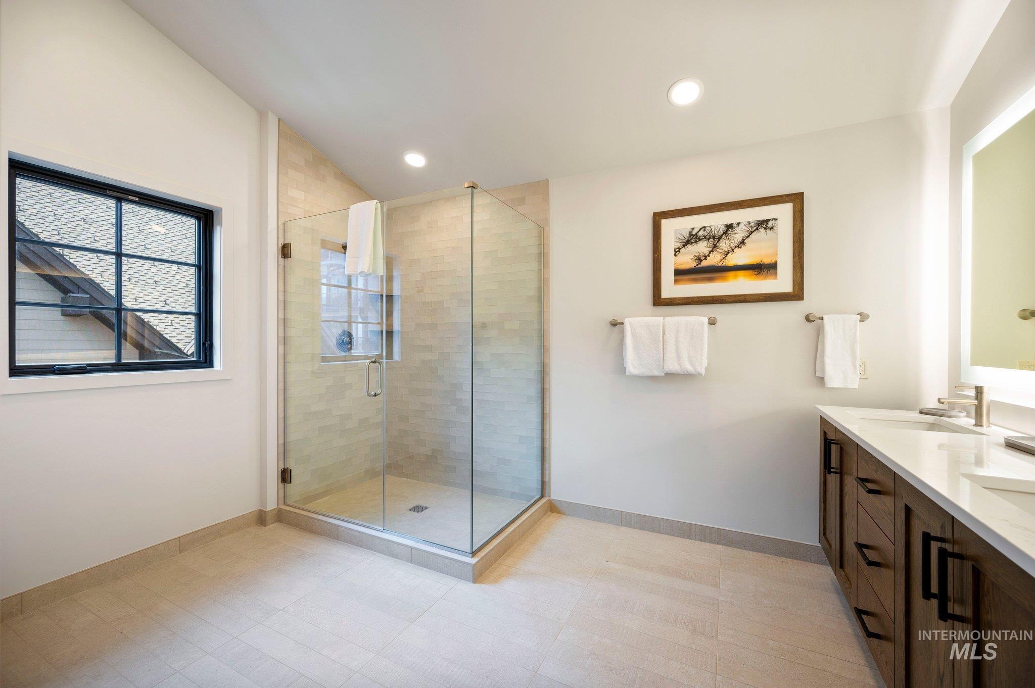 700 Village Drive, Donnelly, Idaho 83615, 2 Bedrooms, 2.5 Bathrooms, Residential For Sale, Price $1,599,000,MLS 98971684